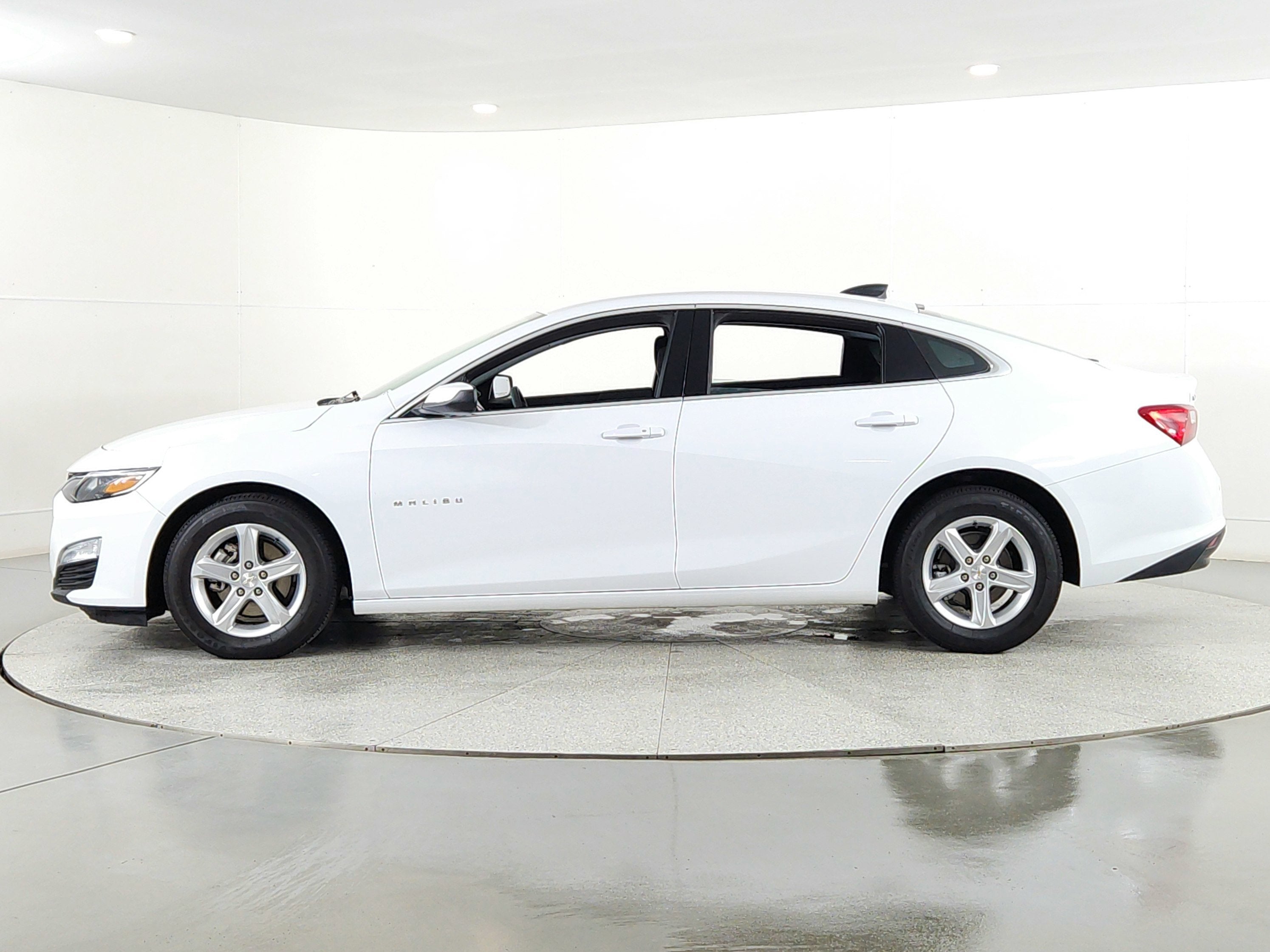 2024 Chevrolet Malibu LS