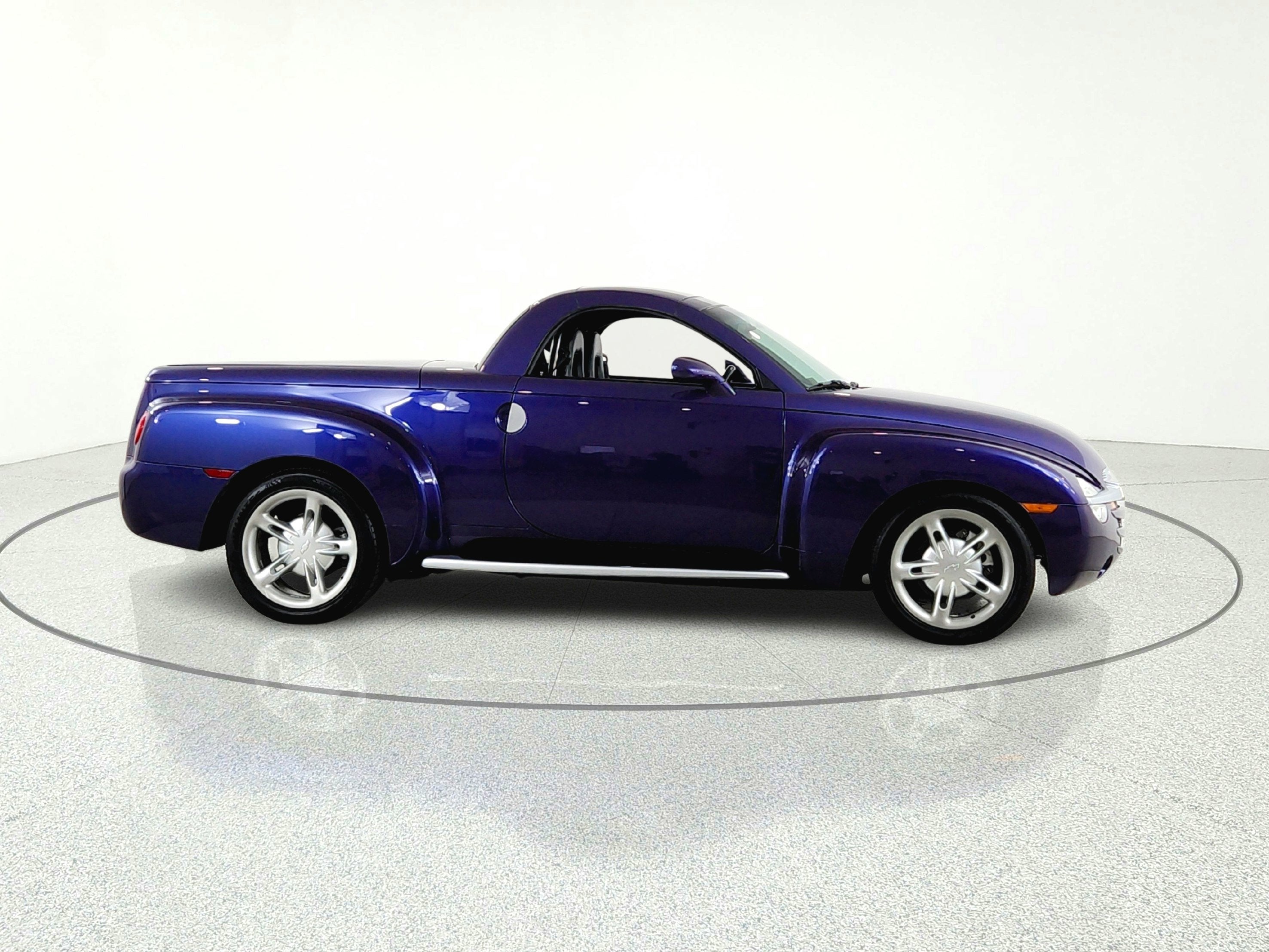 2004 Chevrolet SSR LS