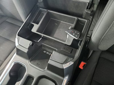 2022 Chevrolet Silverado 1500 4WD Crew Cab 147" RST