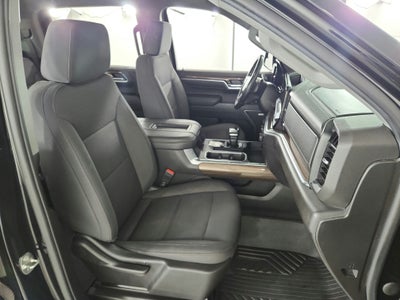 2022 Chevrolet Silverado 1500 4WD Crew Cab 147" RST