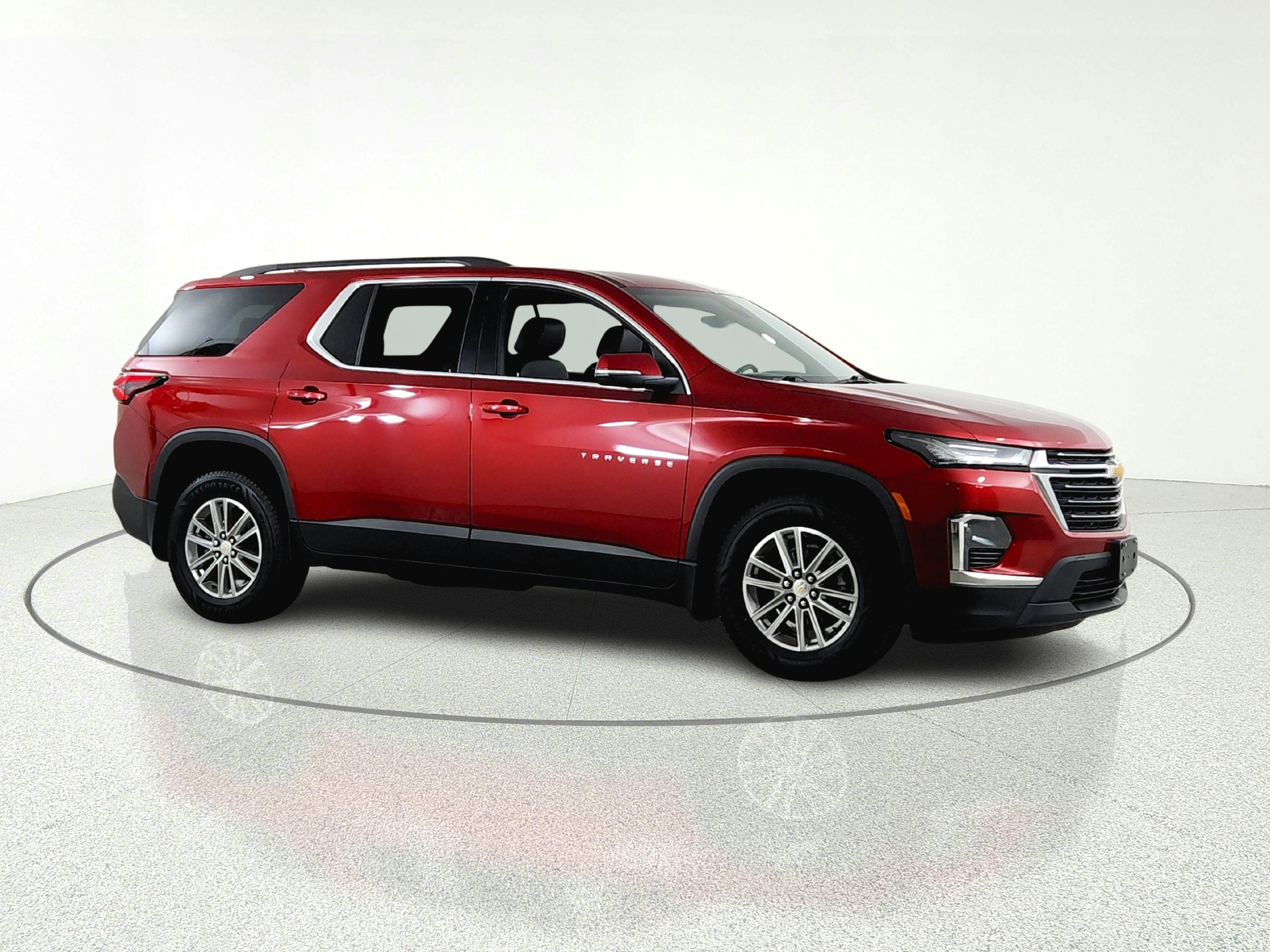 2022 Chevrolet Traverse LT Leather