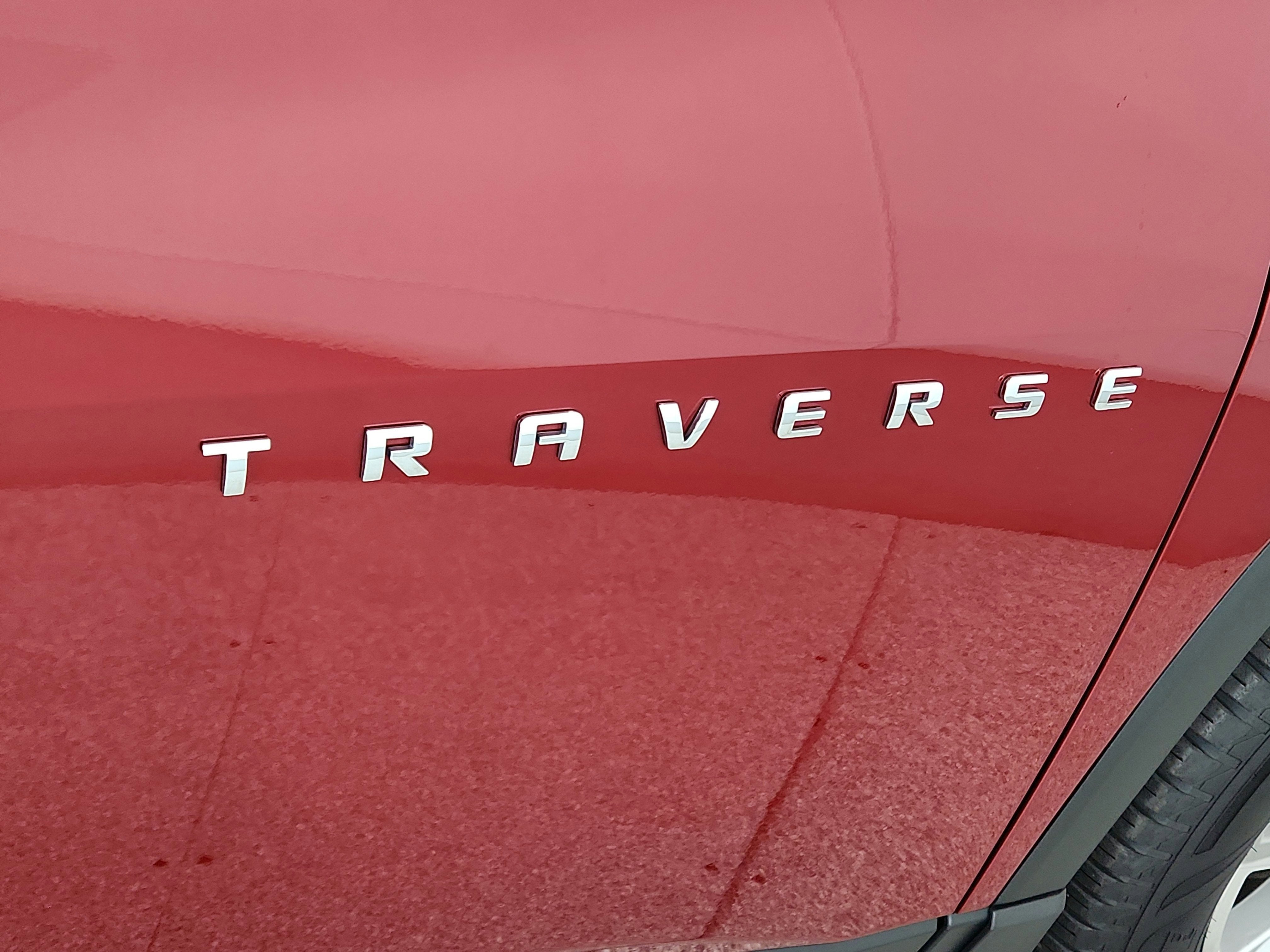 2022 Chevrolet Traverse LT Leather