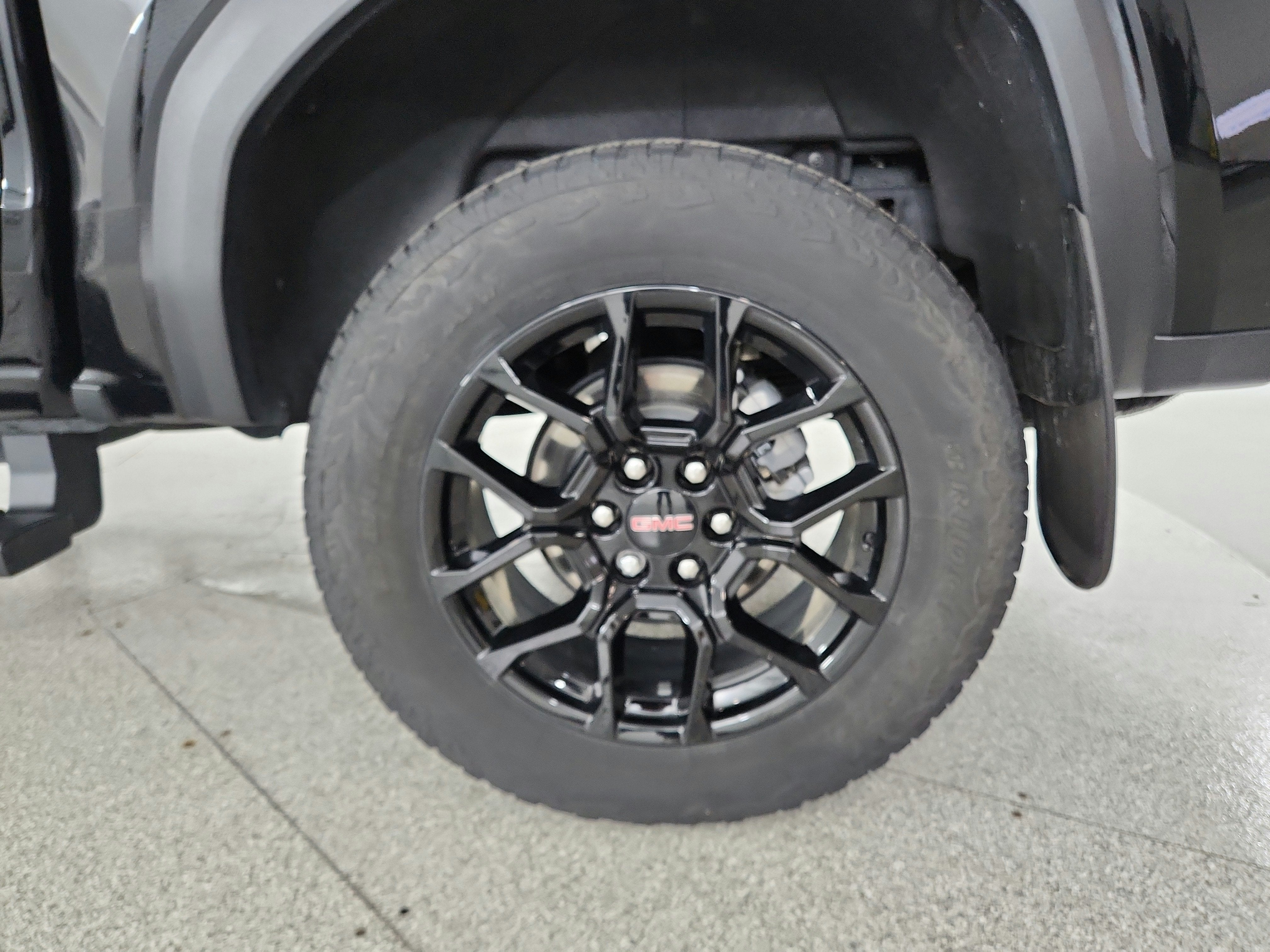 2024 GMC Canyon 4WD Denali