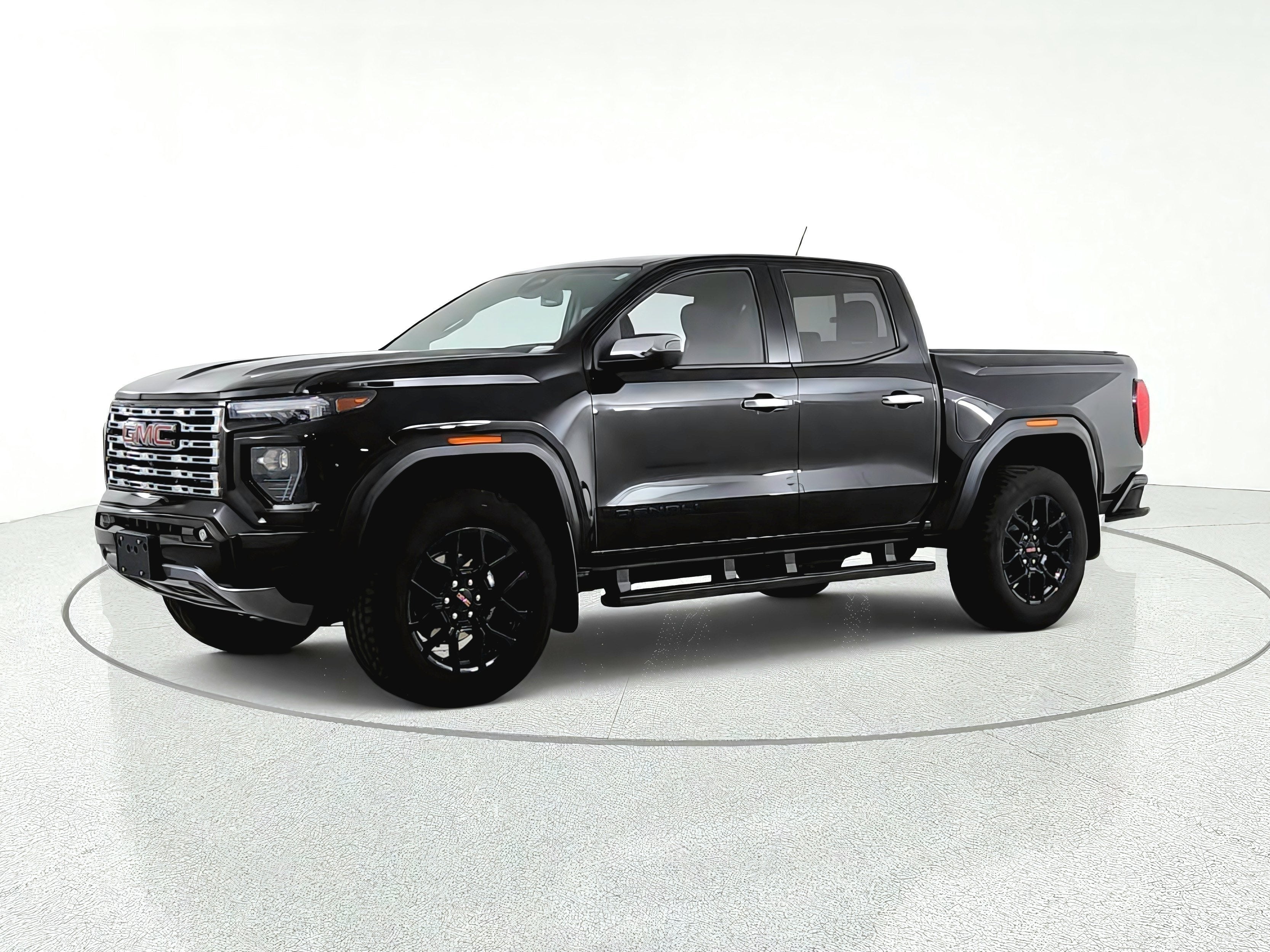 2024 GMC Canyon 4WD Denali