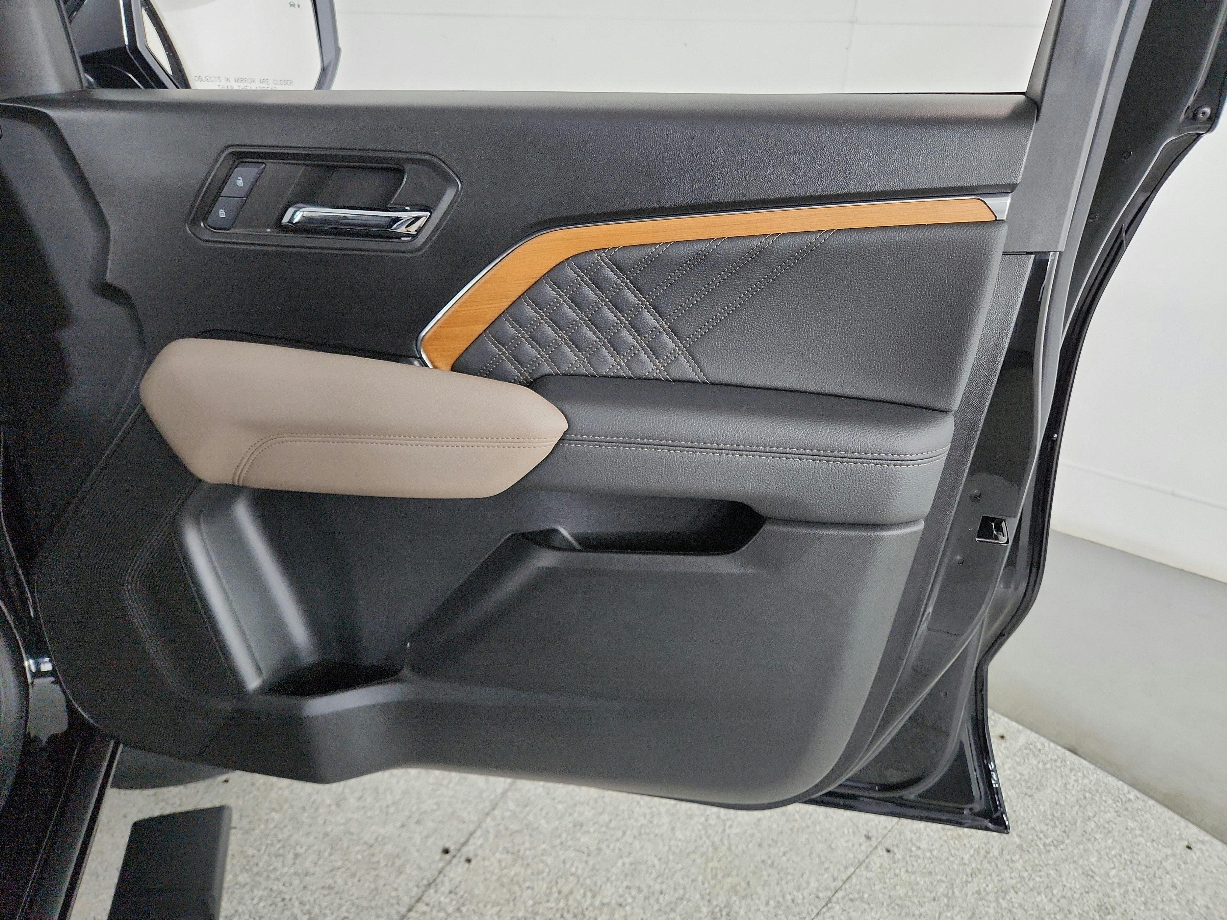 2024 GMC Canyon 4WD Denali