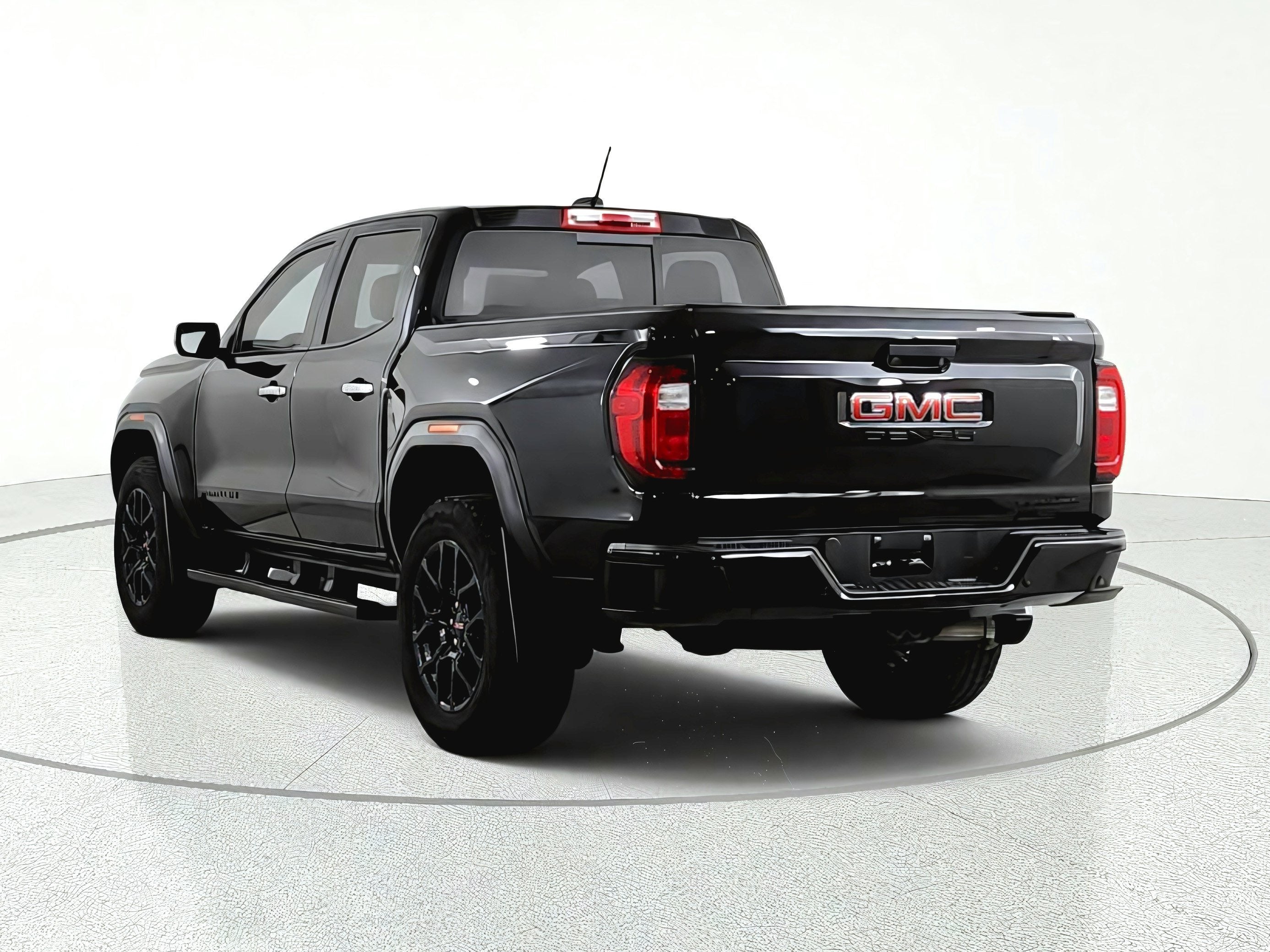 2024 GMC Canyon 4WD Denali