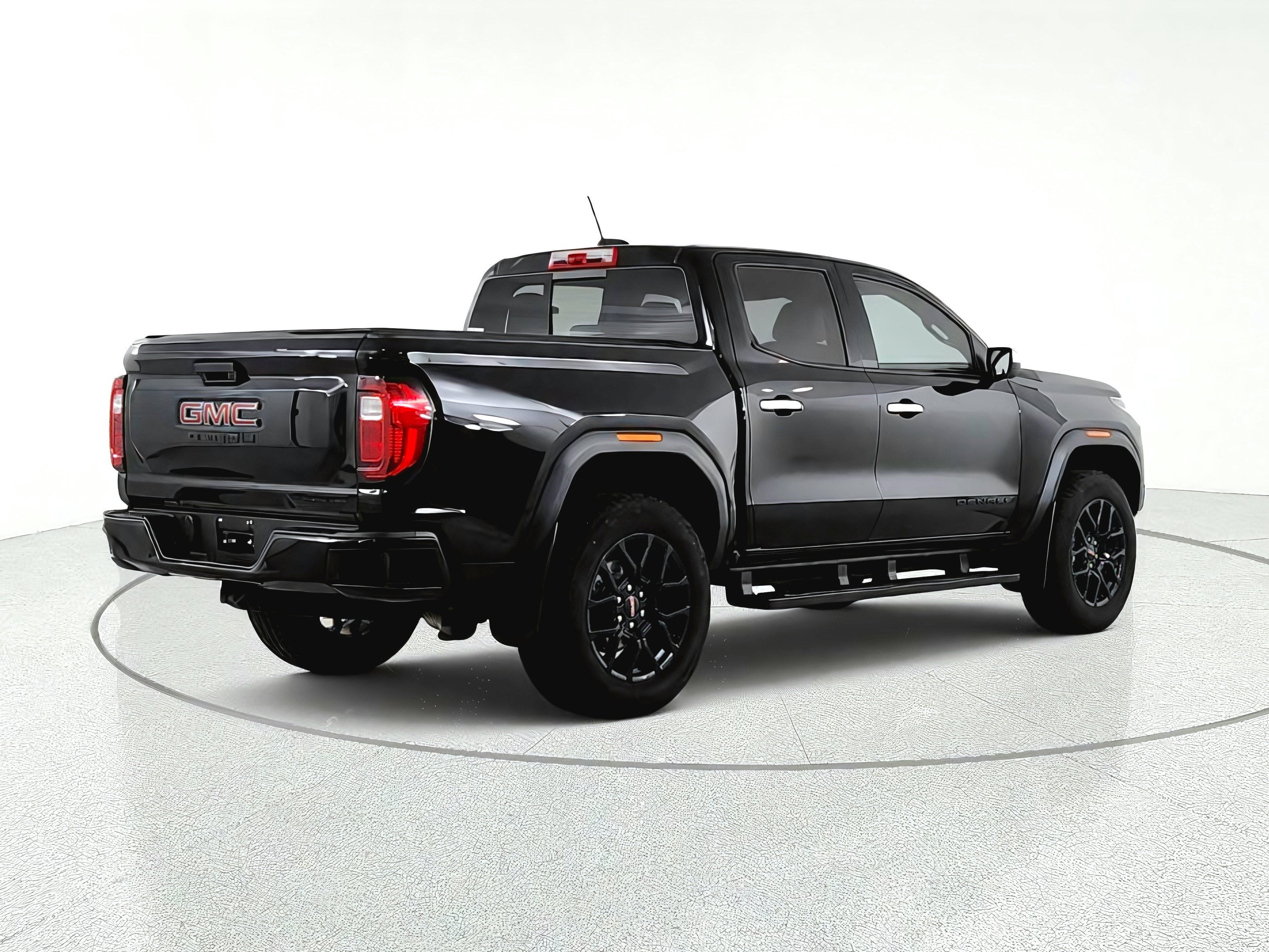 2024 GMC Canyon 4WD Denali