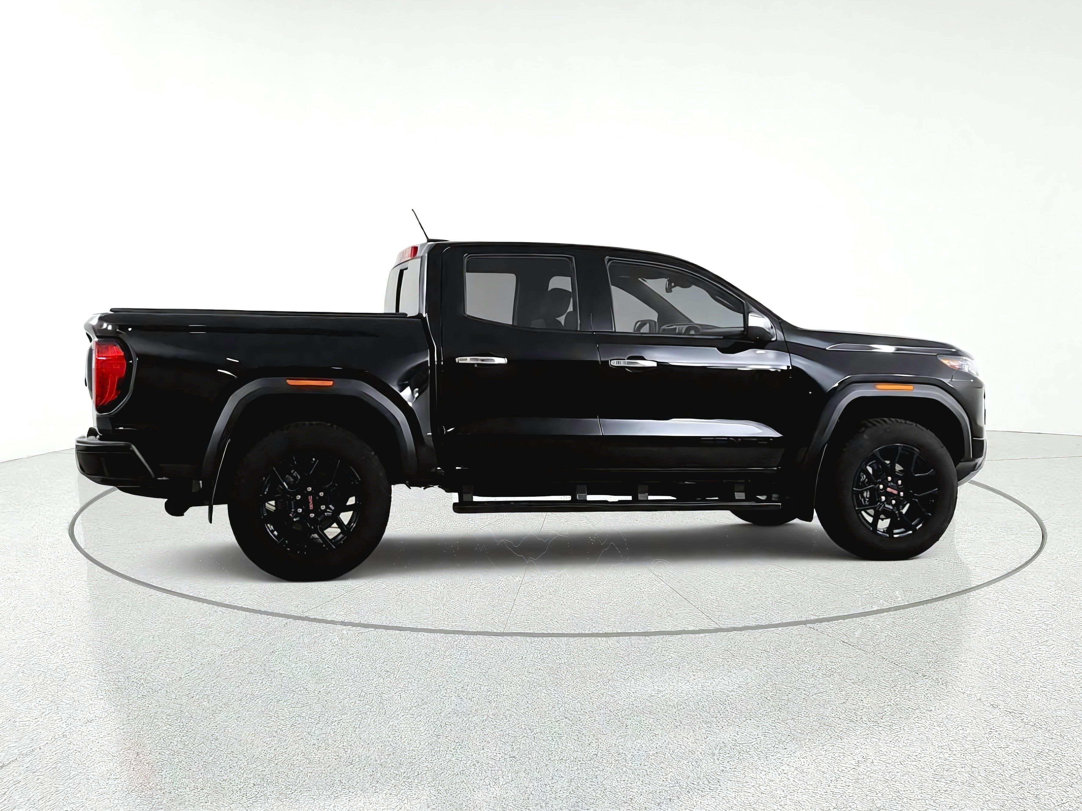 2024 GMC Canyon 4WD Denali