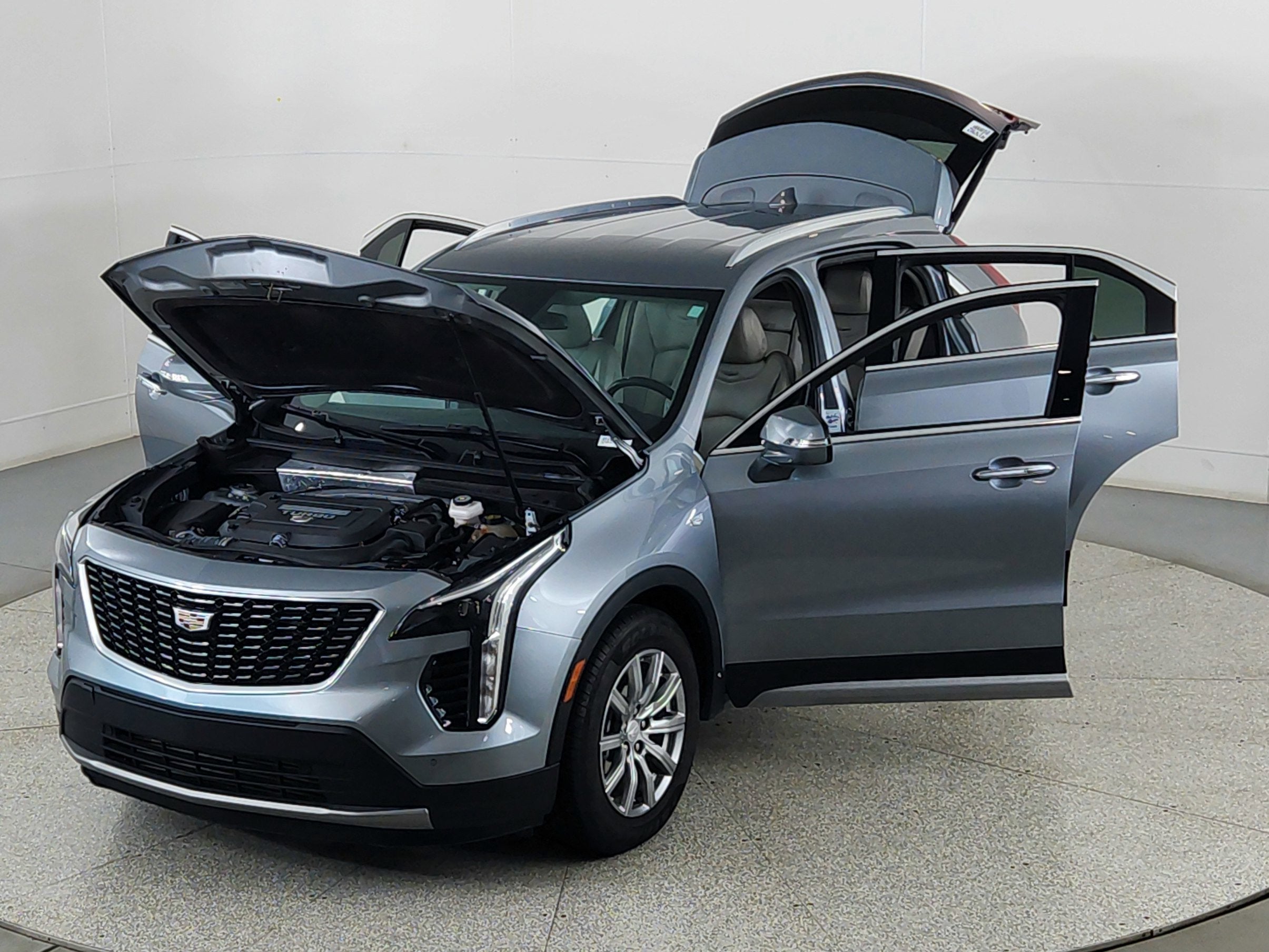 2023 Cadillac XT4 AWD Premium Luxury