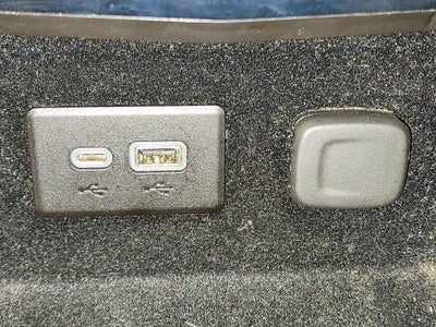 2023 Cadillac XT4 AWD Premium Luxury