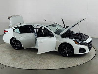 2025 Nissan Altima SR