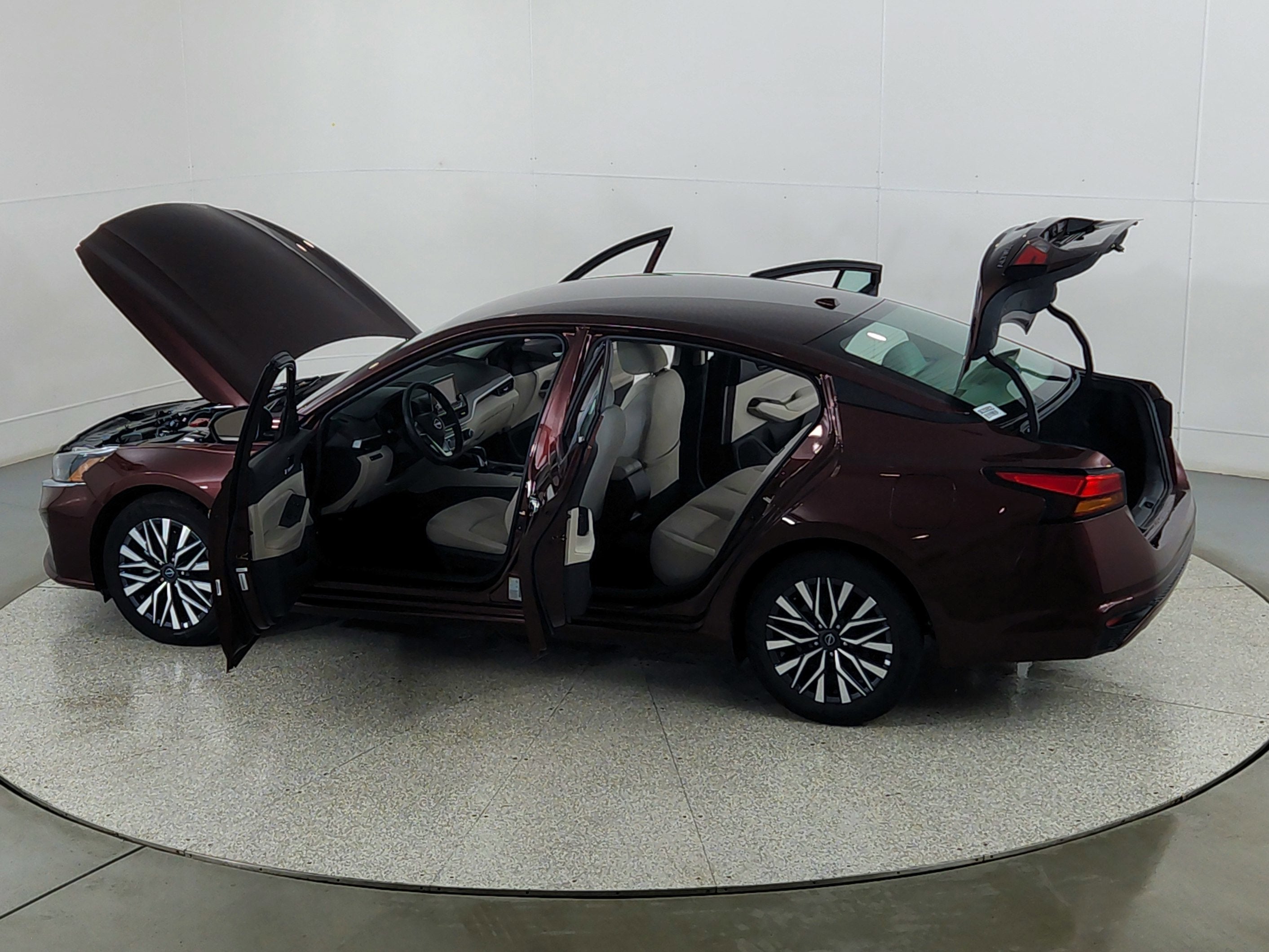 2025 Nissan Altima SV