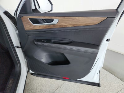 2025 Volkswagen Atlas 2.0T SE w/Technology FWD