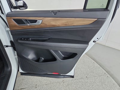 2025 Volkswagen Atlas 2.0T SE w/Technology FWD