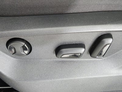 2025 Volkswagen Atlas 2.0T SE w/Technology FWD