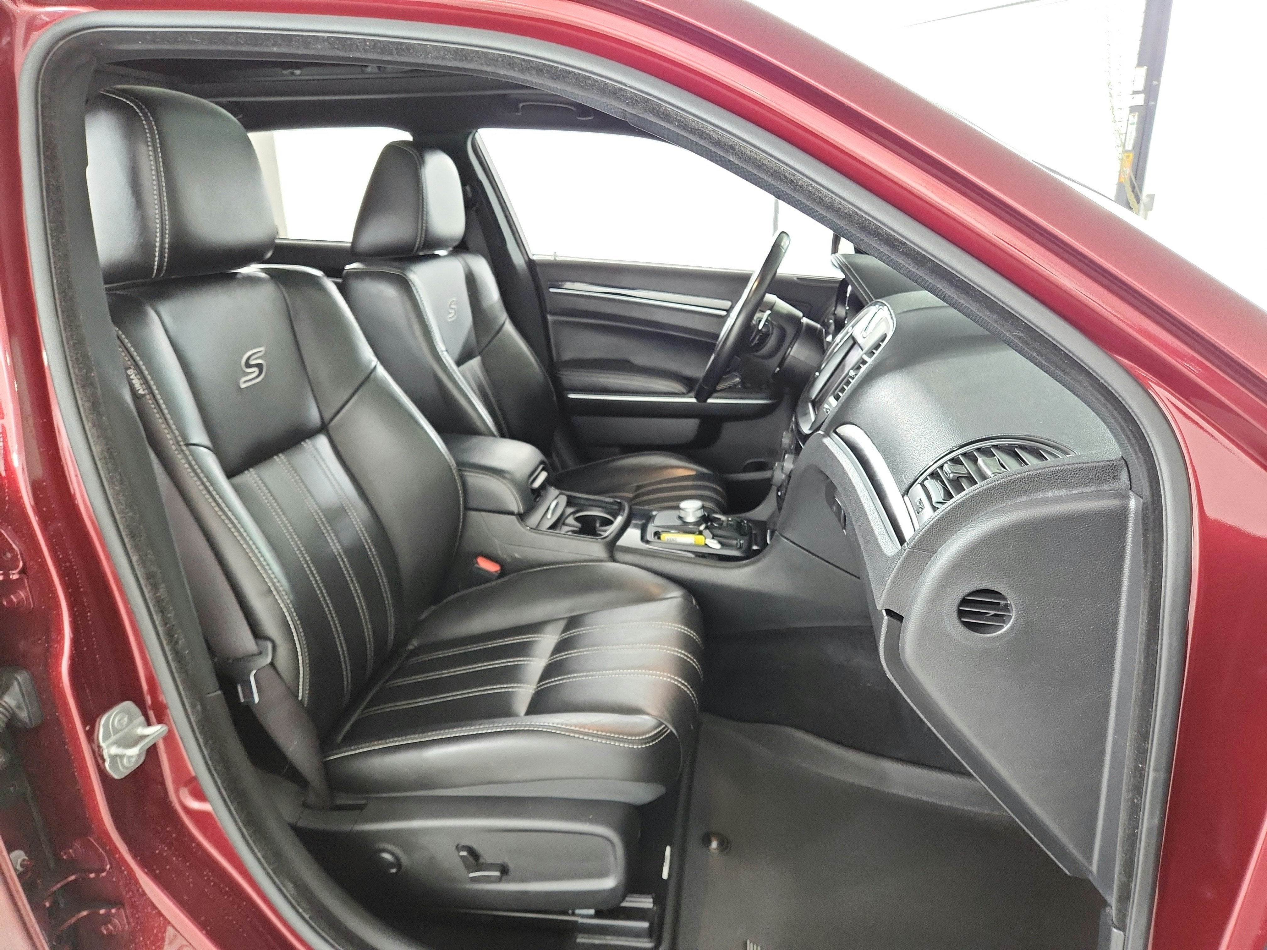 2022 Chrysler 300 300S RWD