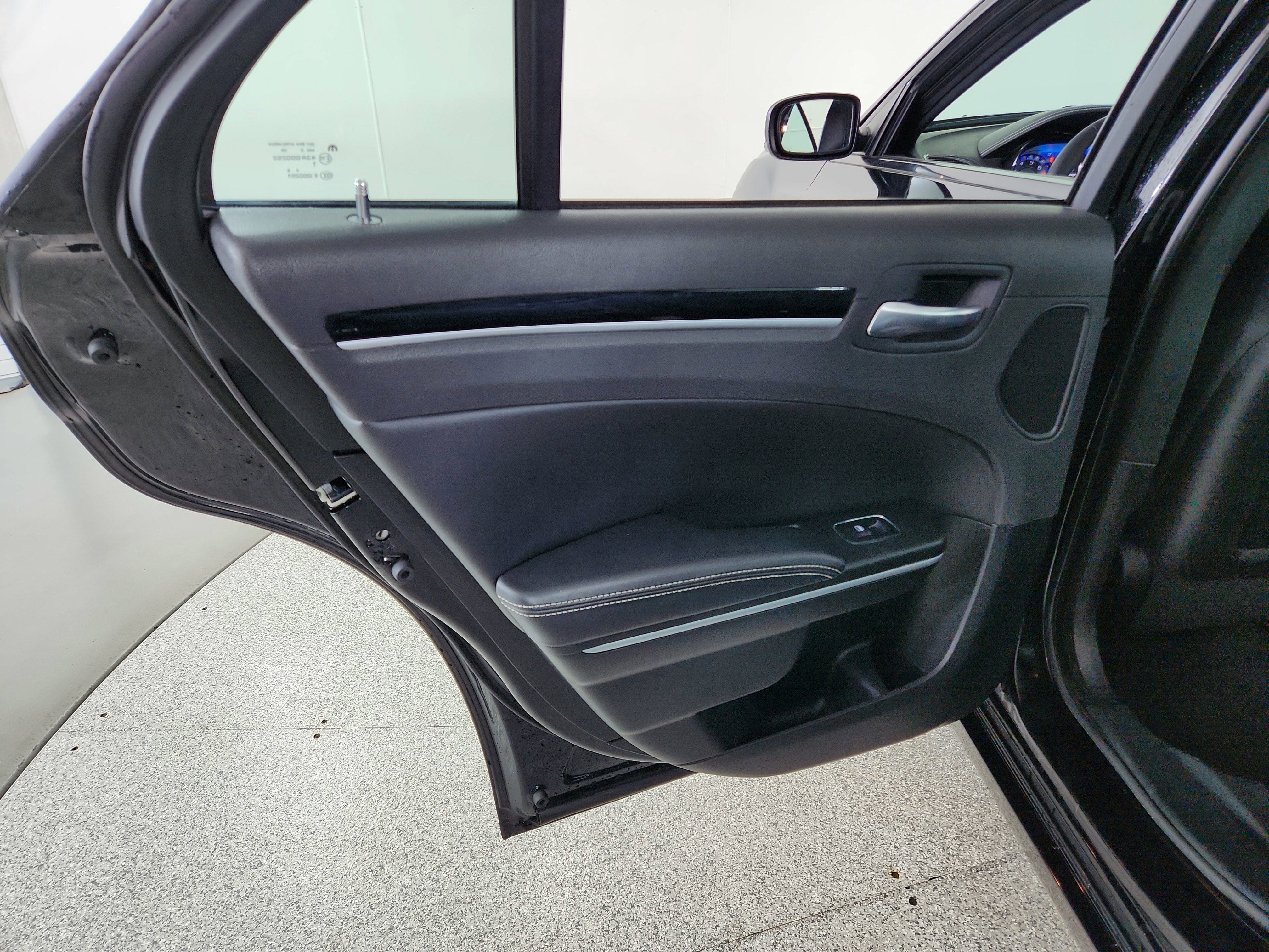 2023 Chrysler 300 300S