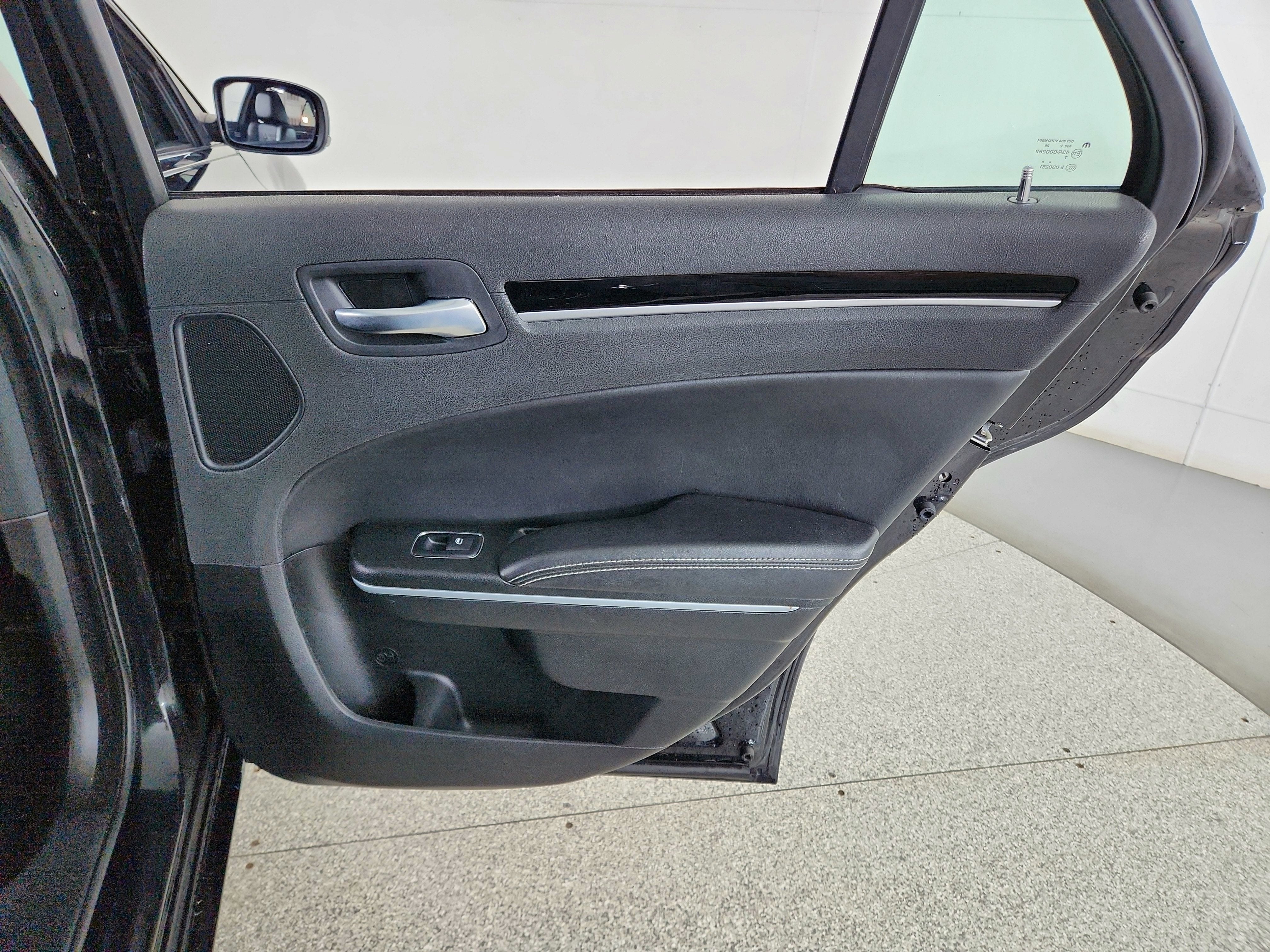 2023 Chrysler 300 300S