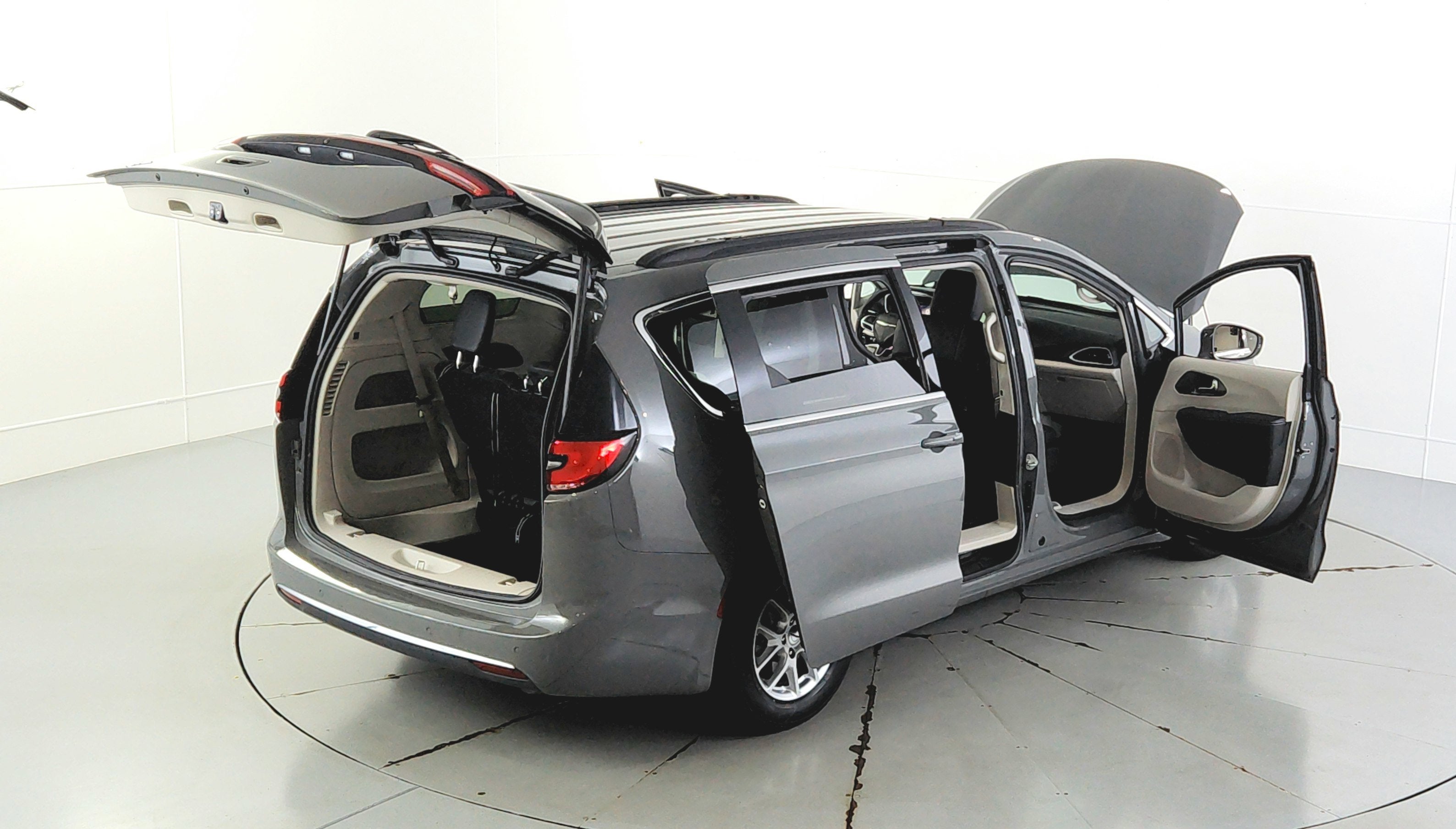 2022 Chrysler Pacifica Touring L