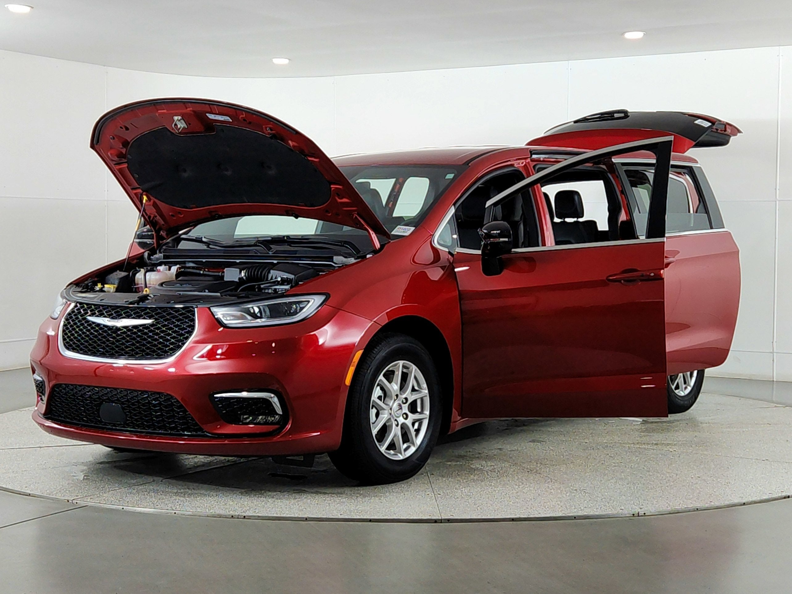 2025 Chrysler Pacifica Select