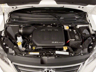 2010 Volkswagen Routan SE