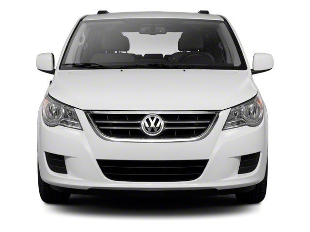 2010 Volkswagen Routan SE