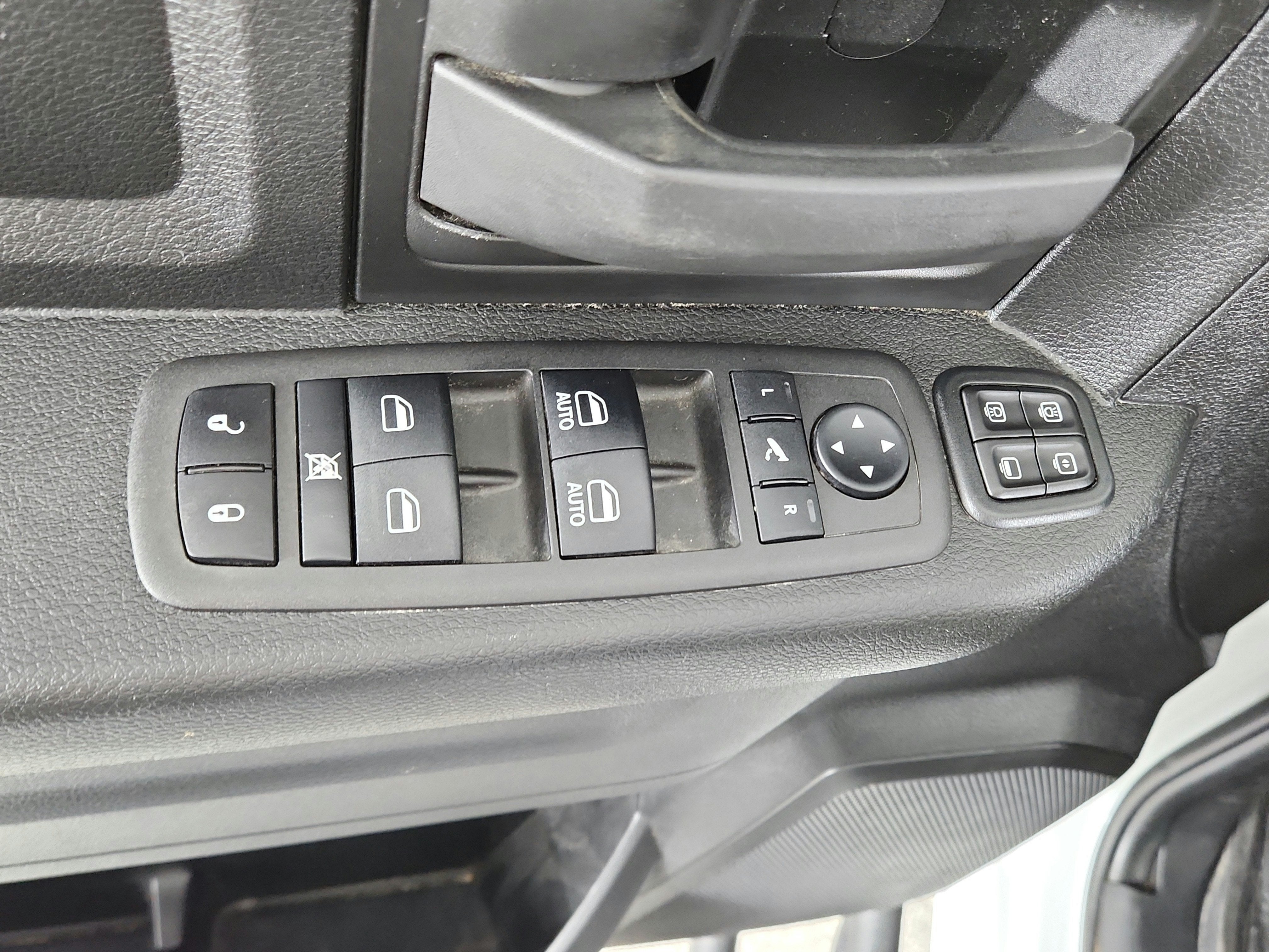 2024 RAM Ram 2500 Tradesman 4x4 Crew Cab 6'4" Box