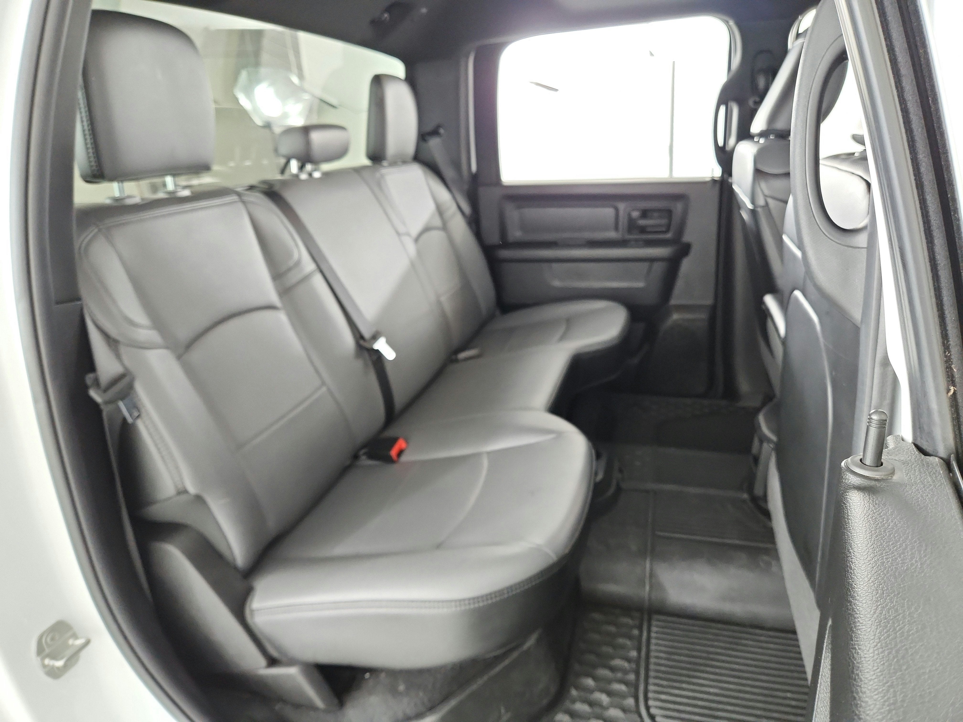 2024 RAM Ram 2500 Tradesman 4x4 Crew Cab 6'4" Box