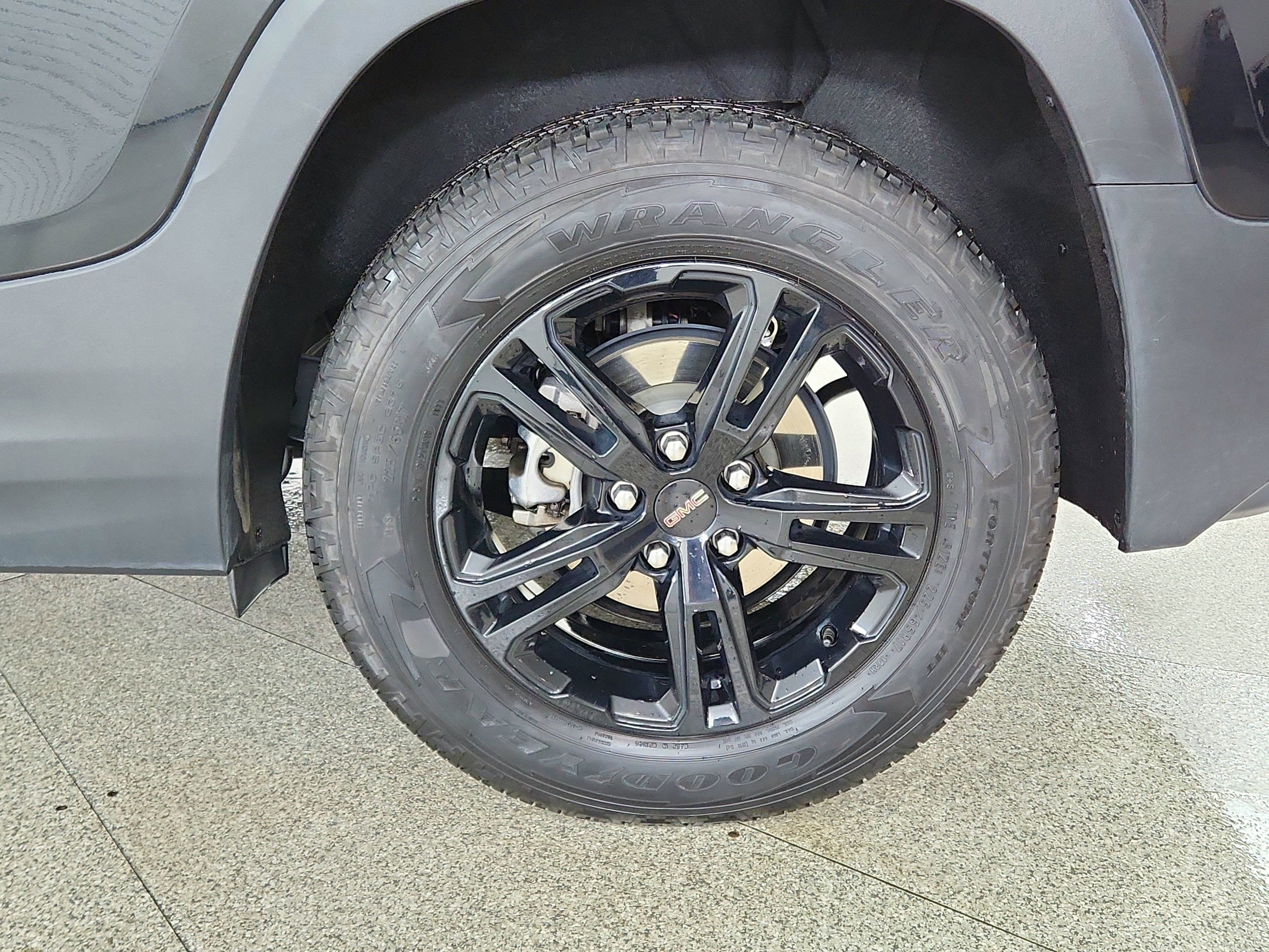 2023 GMC Terrain AT4