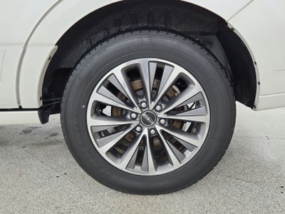 2017 Lincoln Navigator 4x4 Select