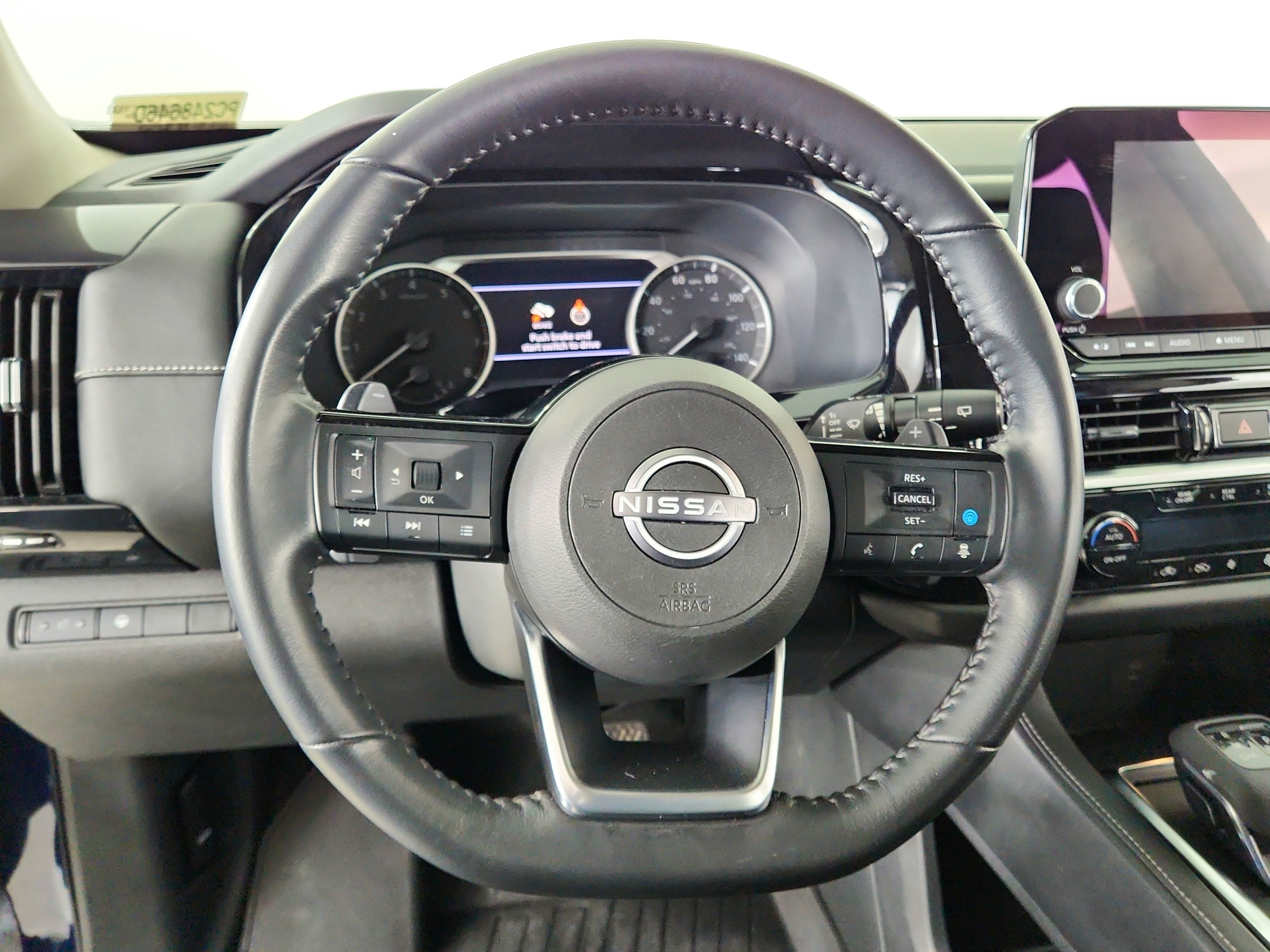 2023 Nissan Pathfinder SV