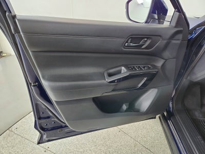 2023 Nissan Pathfinder SV