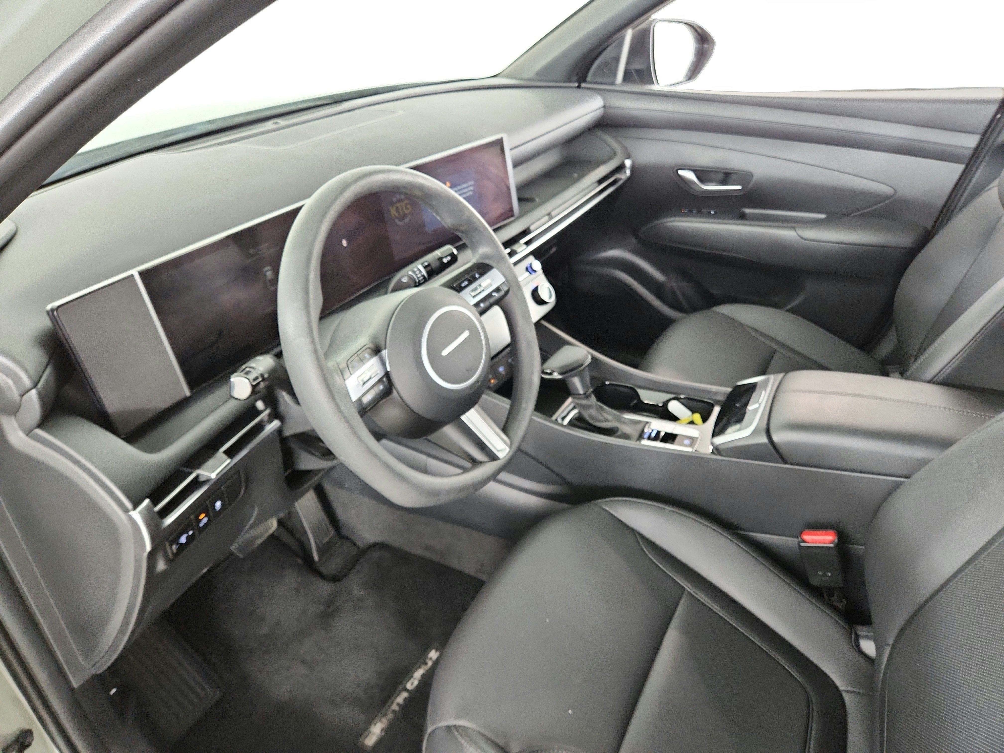 2025 Hyundai Santa Cruz SEL FWD