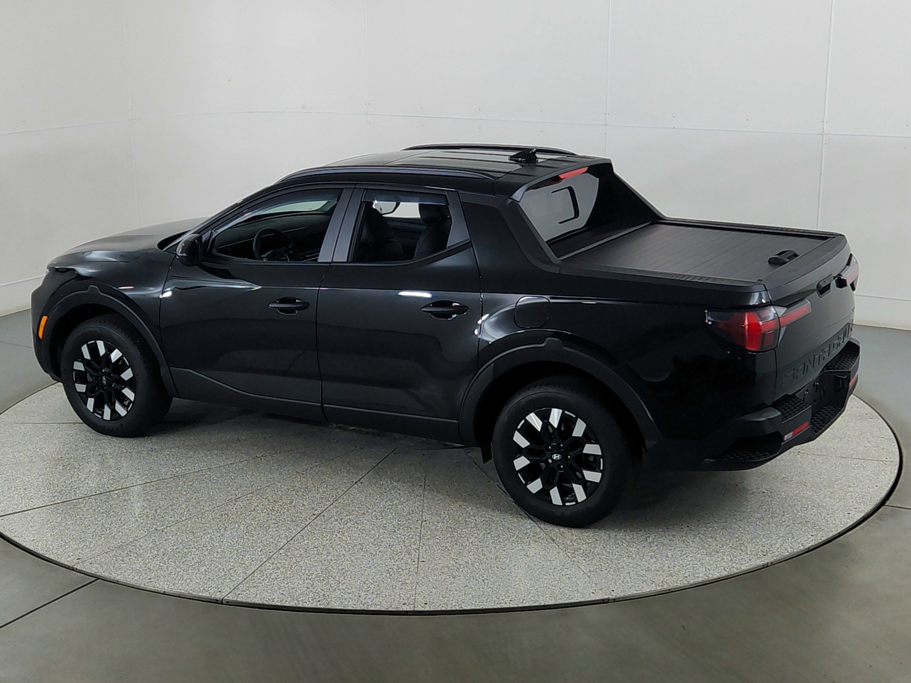 2025 Hyundai Santa Cruz SEL Activity