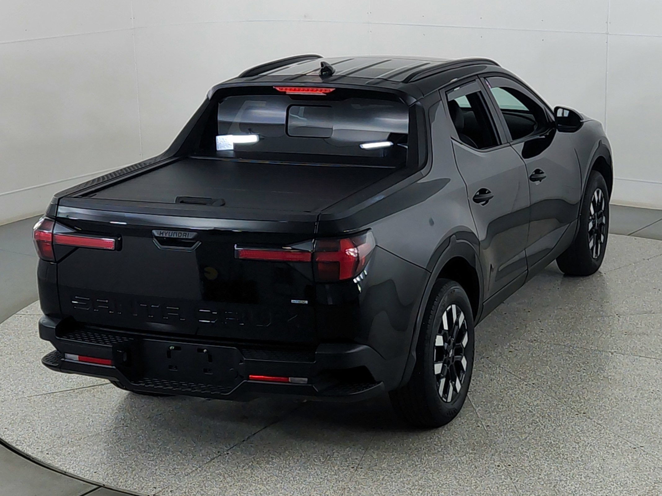 2025 Hyundai Santa Cruz SEL Activity