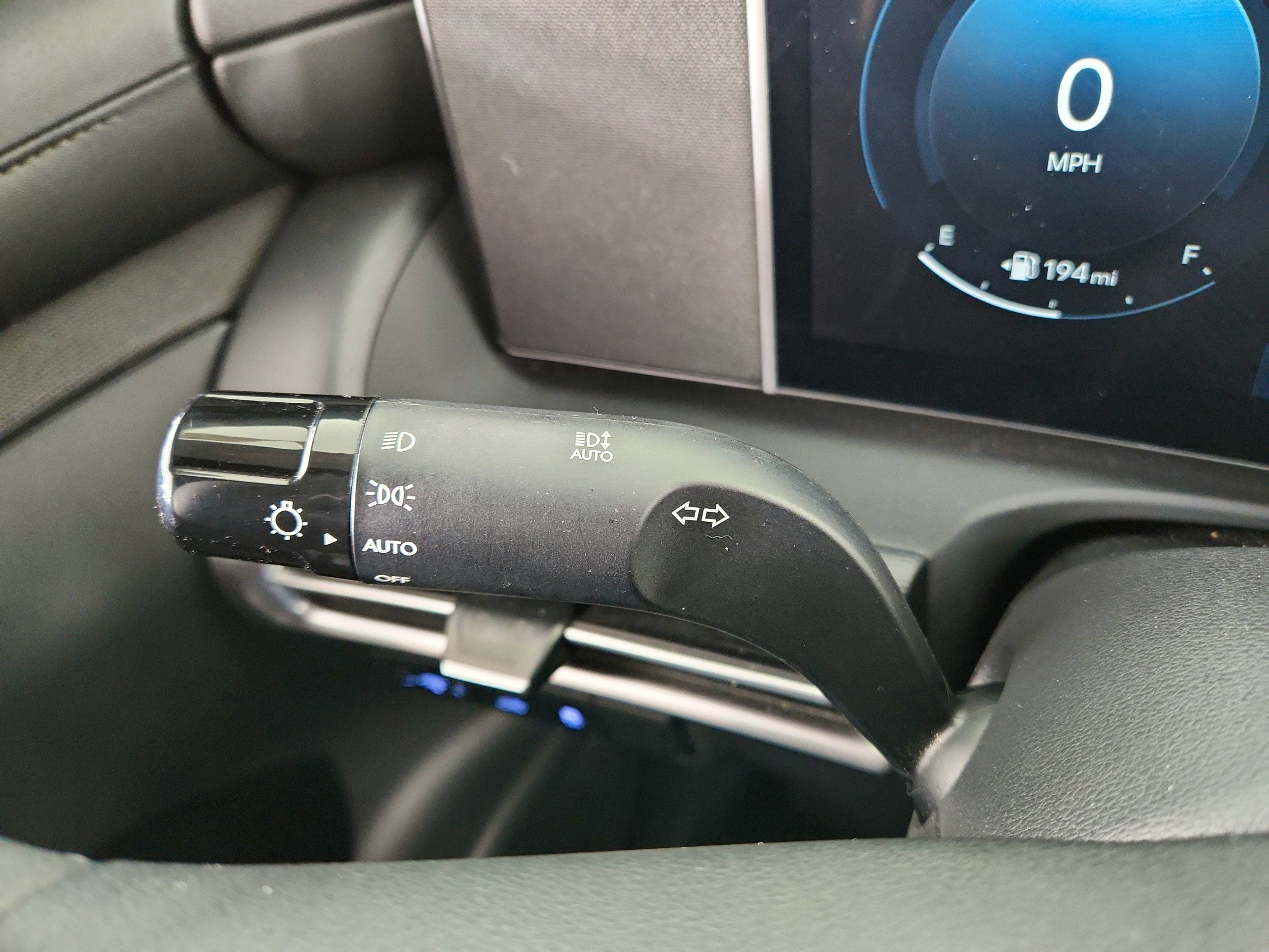 2025 Hyundai Santa Cruz SEL Activity