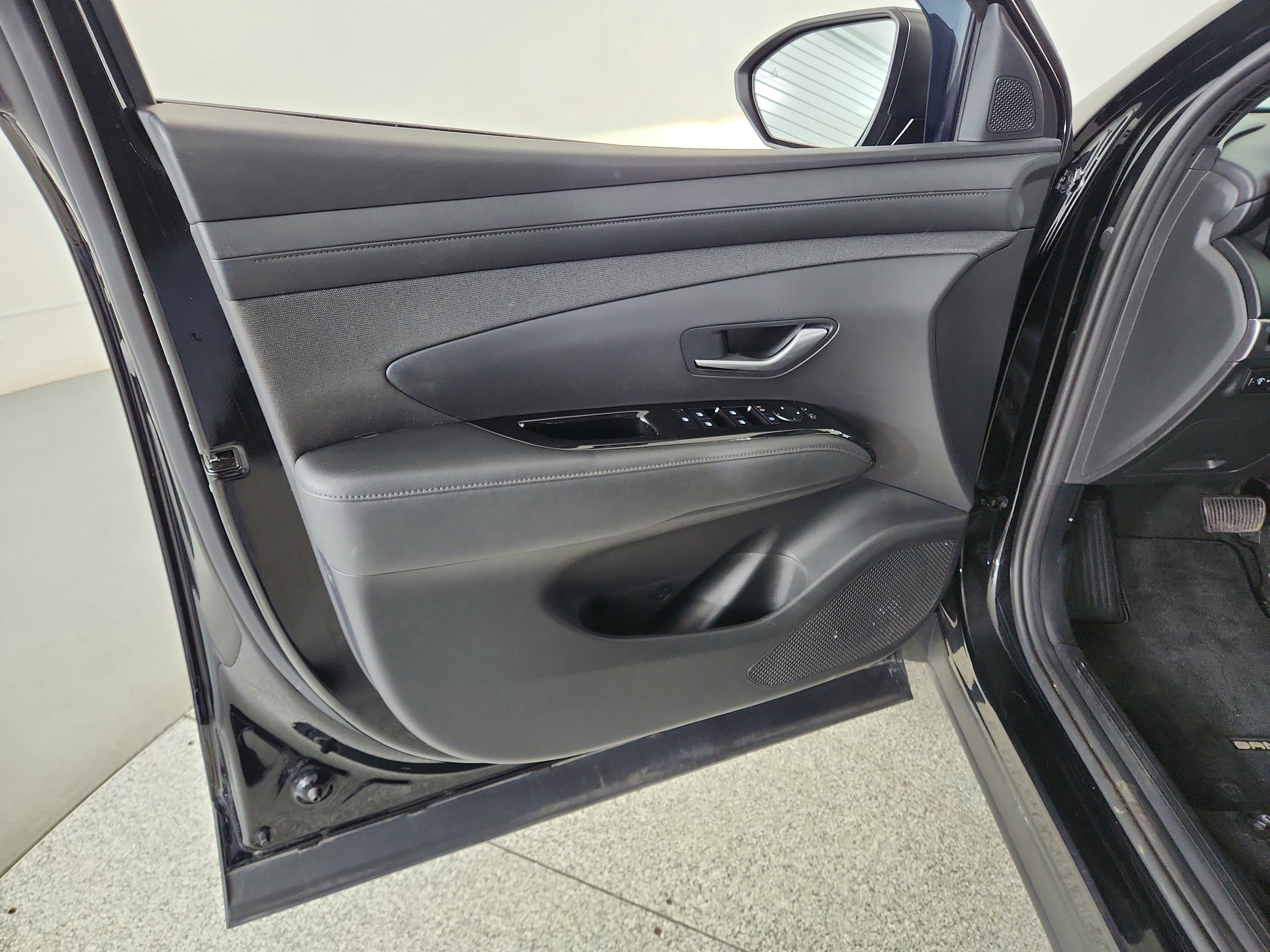 2025 Hyundai Santa Cruz SEL Activity