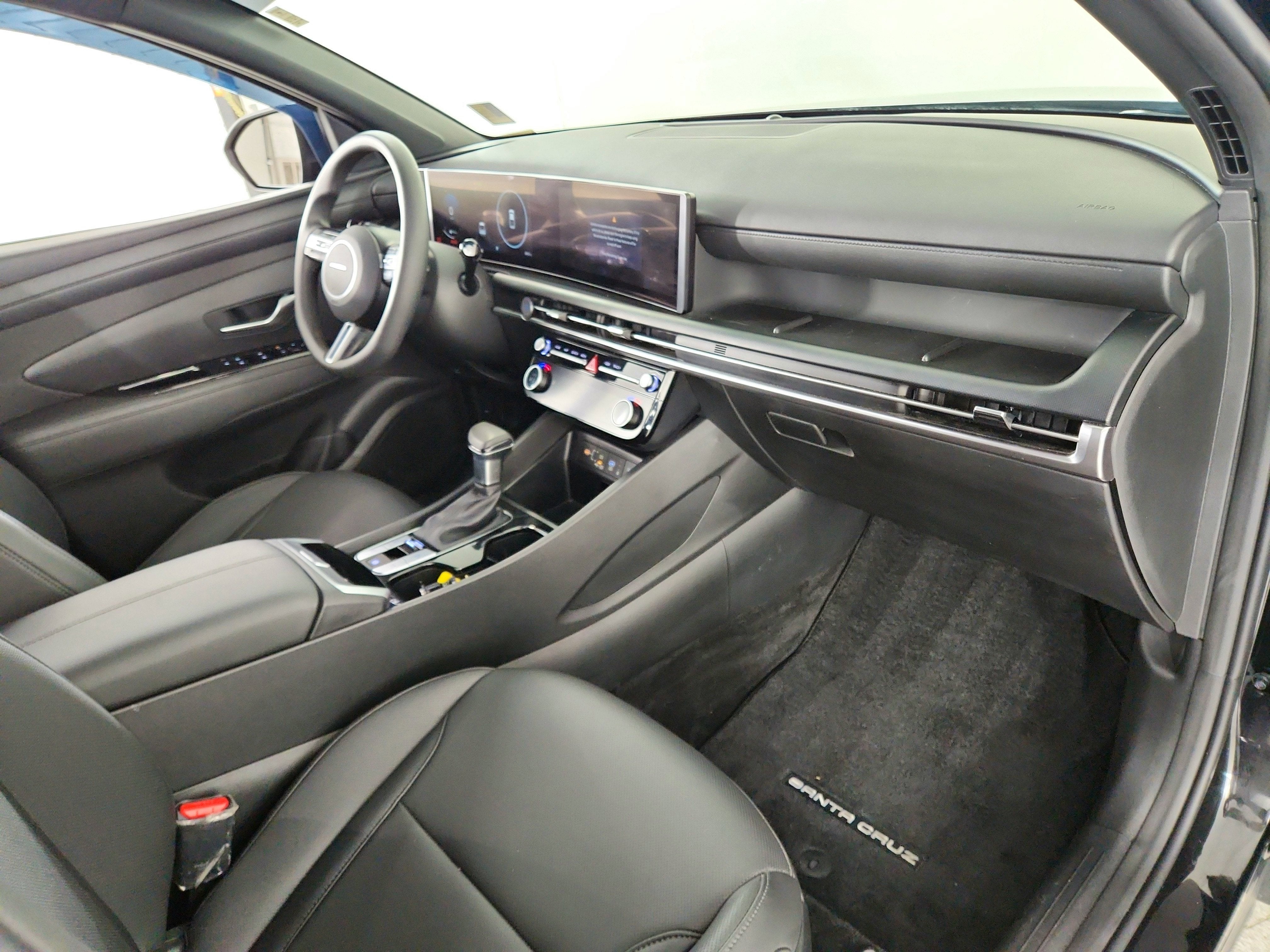 2025 Hyundai Santa Cruz SEL Activity