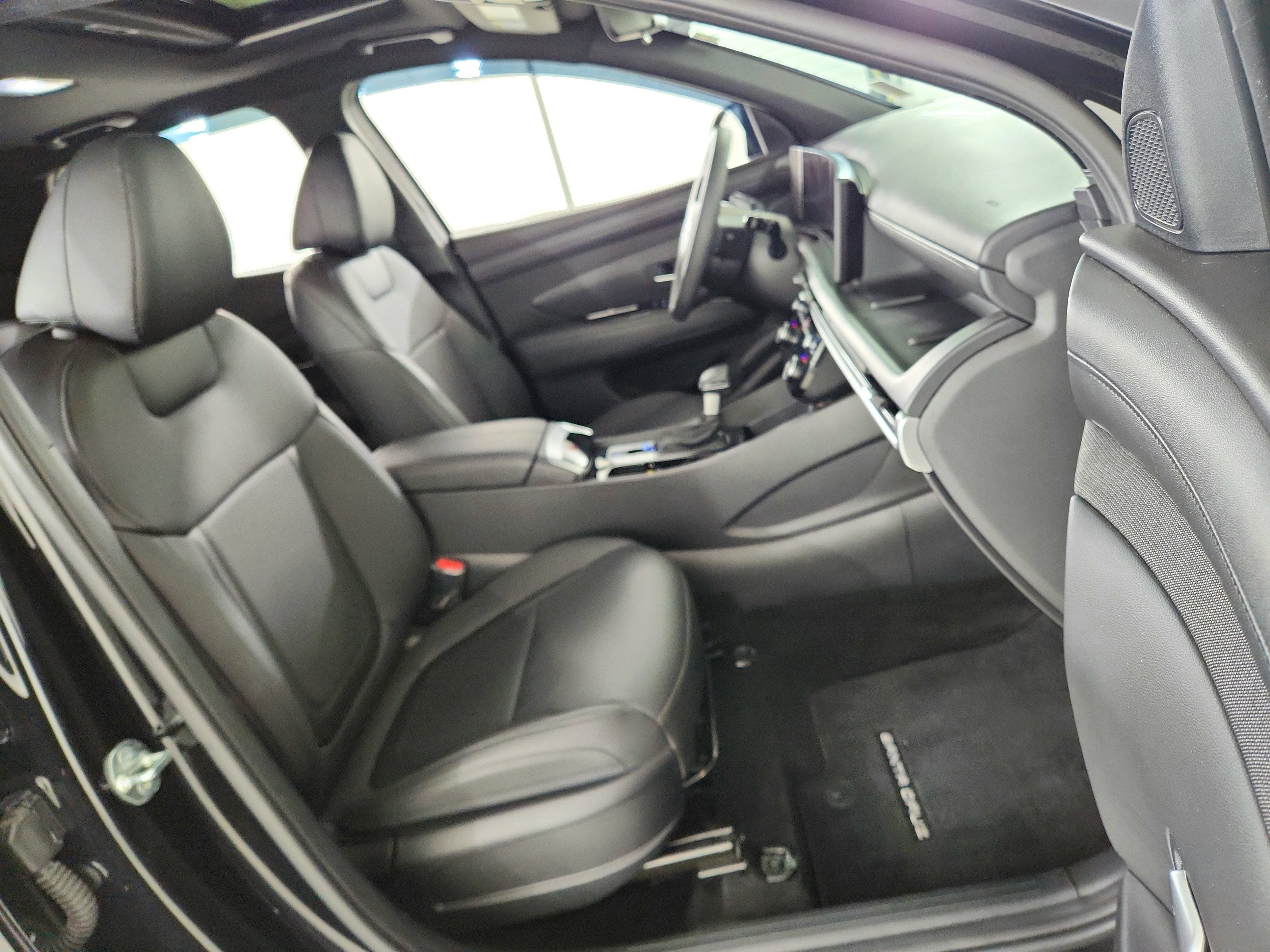 2025 Hyundai Santa Cruz SEL Activity