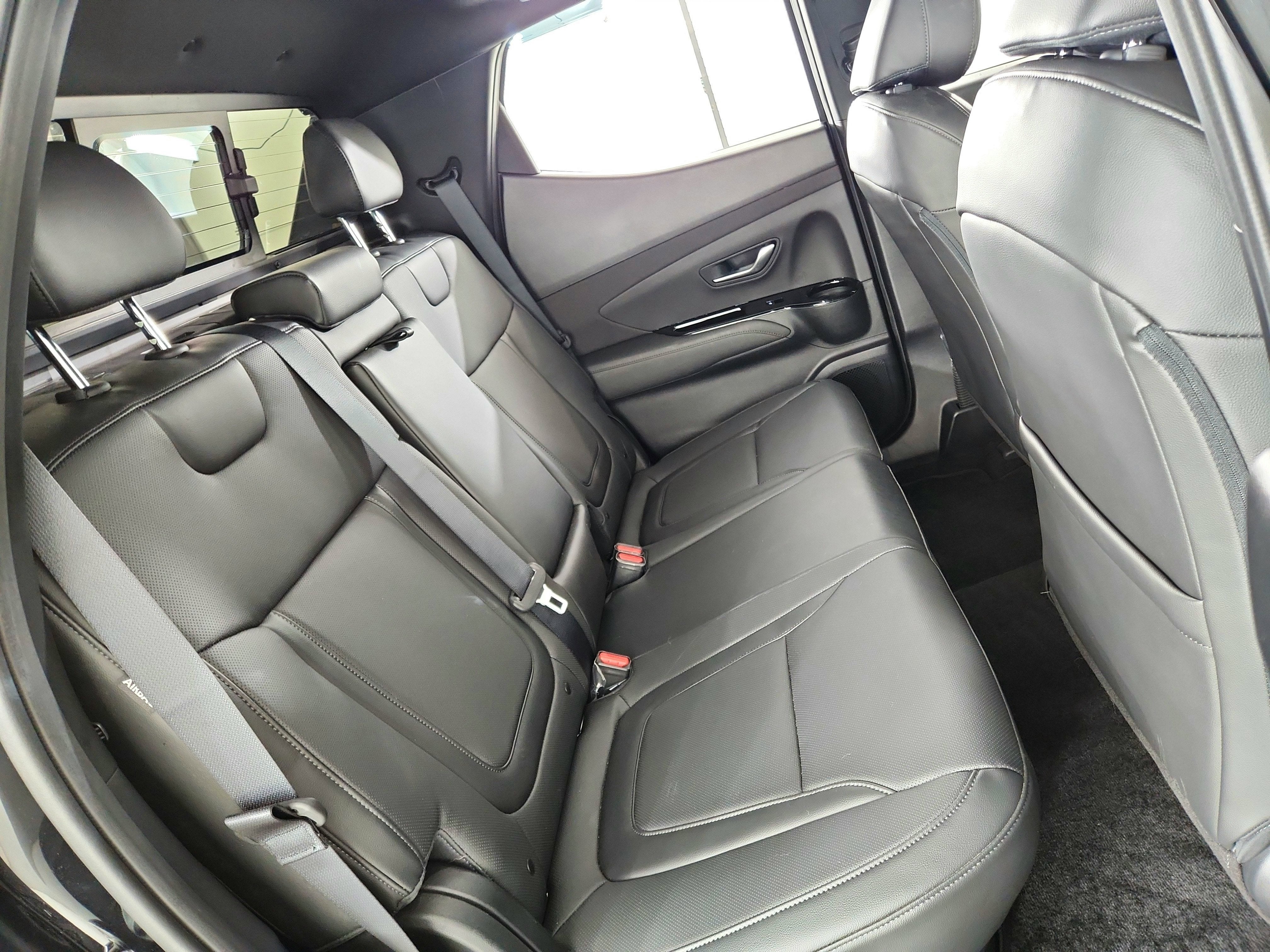 2025 Hyundai Santa Cruz SEL Activity