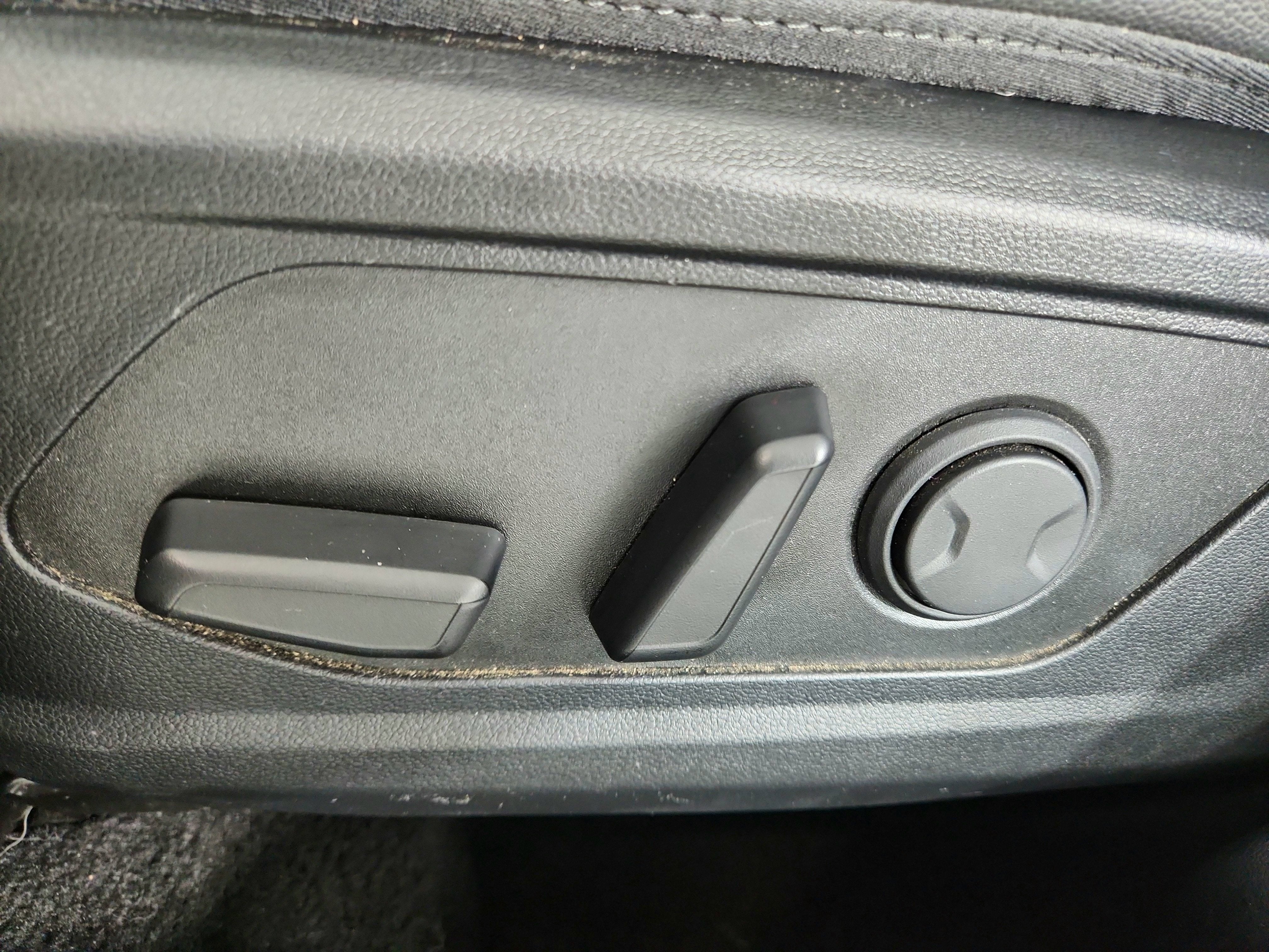 2025 Hyundai Santa Cruz SEL Activity