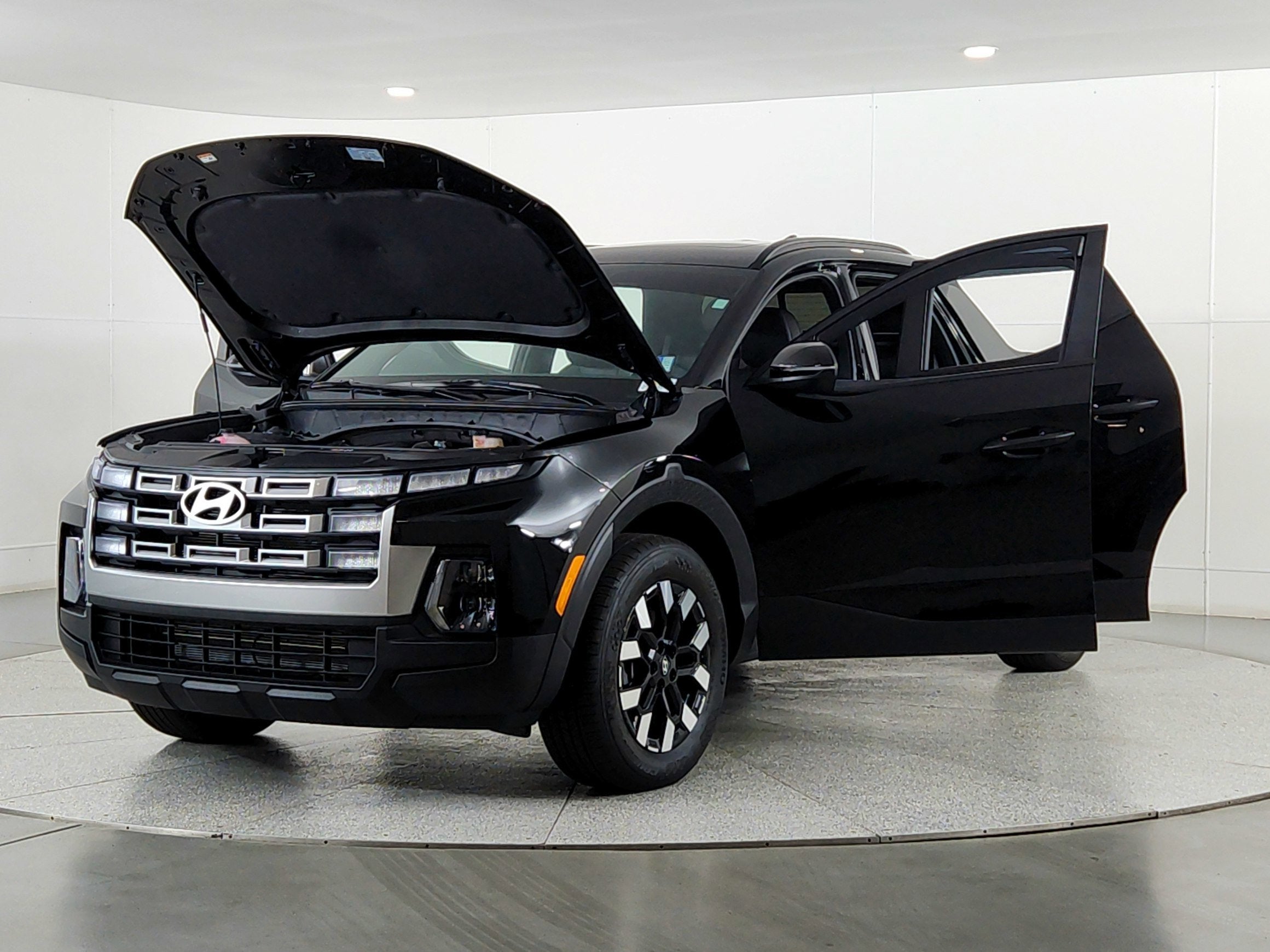 2025 Hyundai Santa Cruz SEL Activity