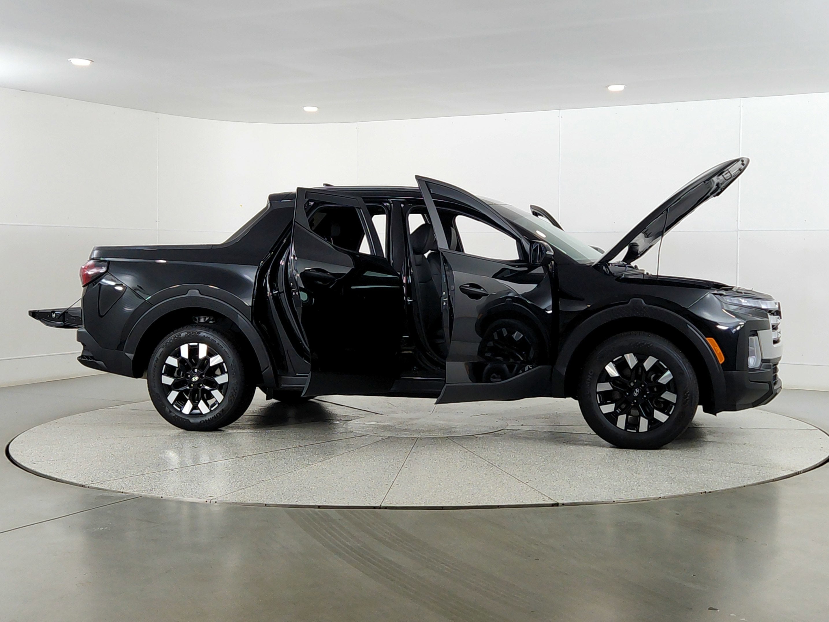 2025 Hyundai Santa Cruz SEL Activity