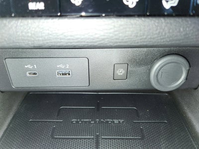 2025 Mitsubishi Outlander PHEV Base