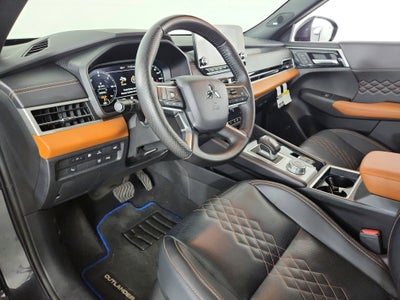 2025 Mitsubishi Outlander PHEV Base