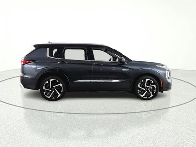 2025 Mitsubishi Outlander PHEV Base