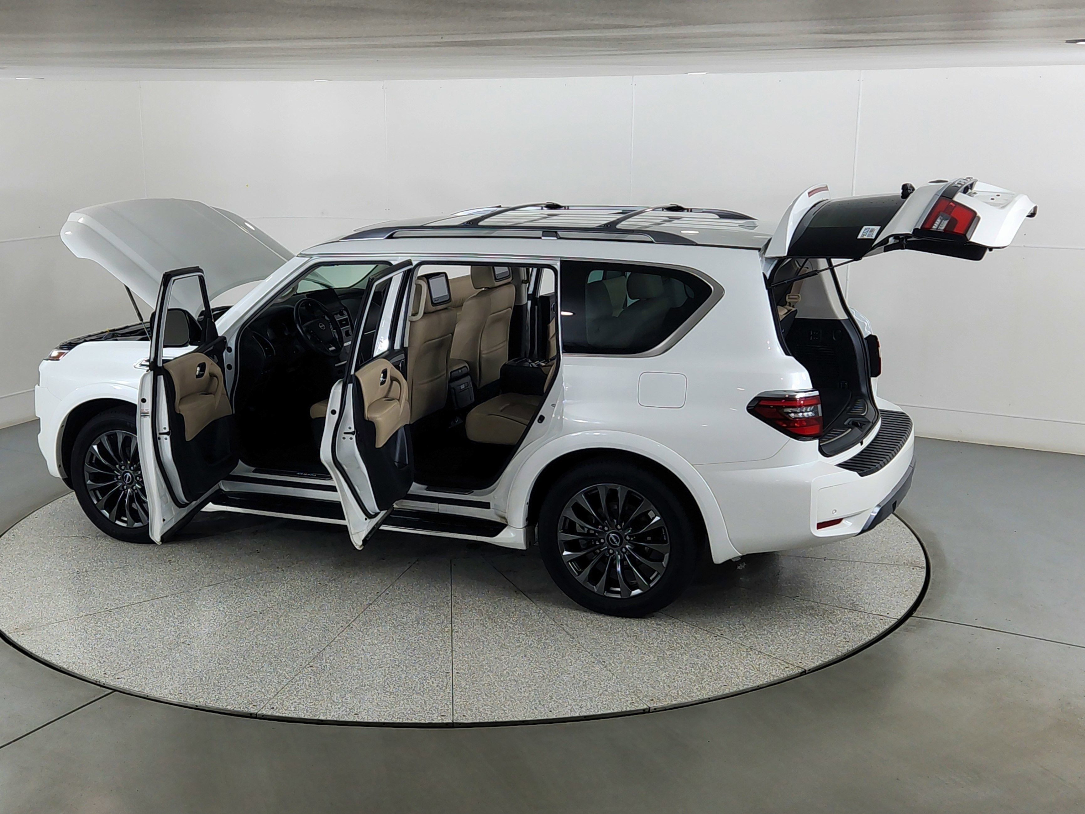 2023 Nissan Armada Platinum