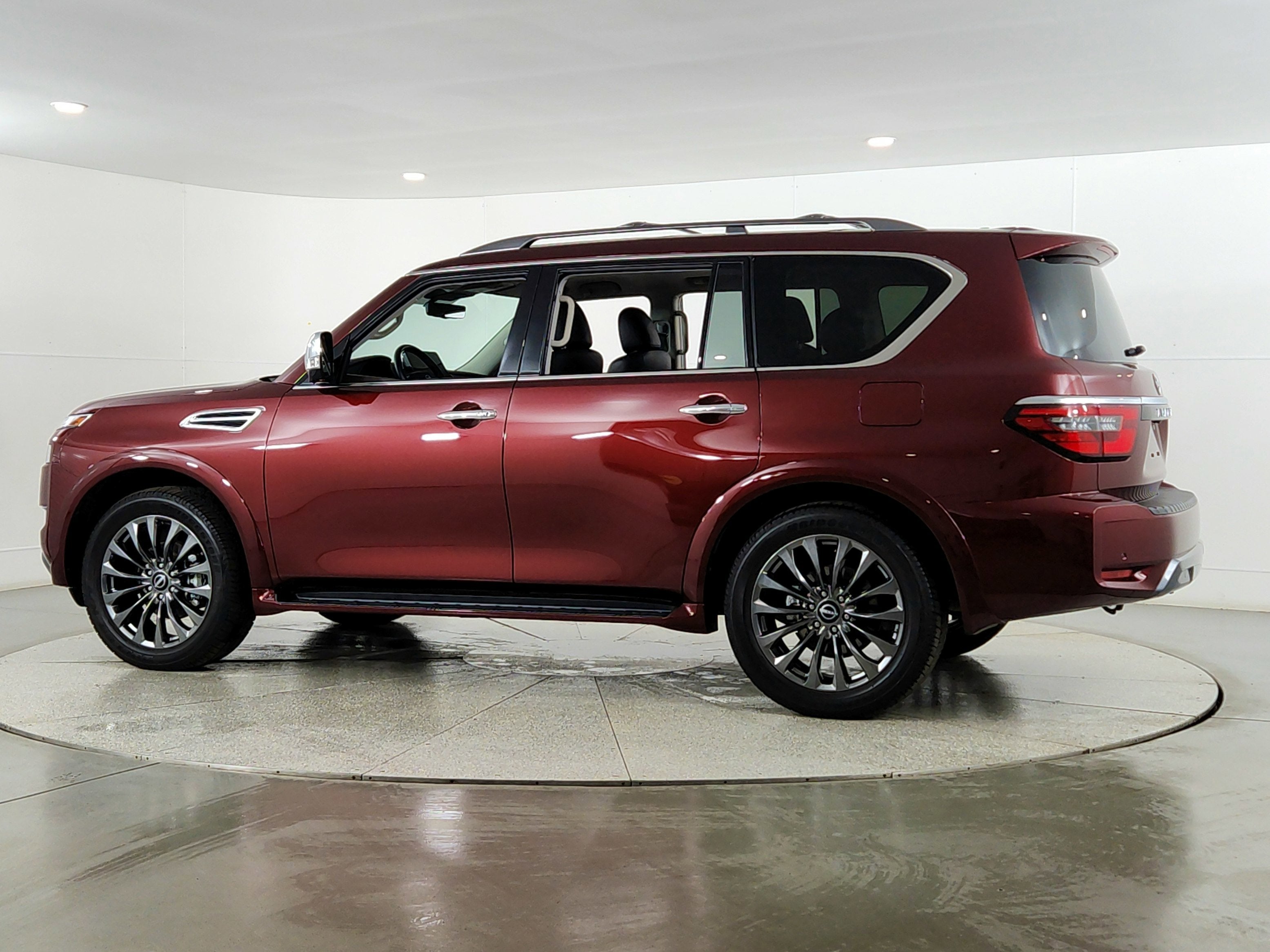 2024 Nissan Armada Platinum
