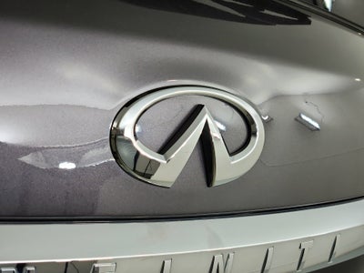 2024 INFINITI QX80 LUXE