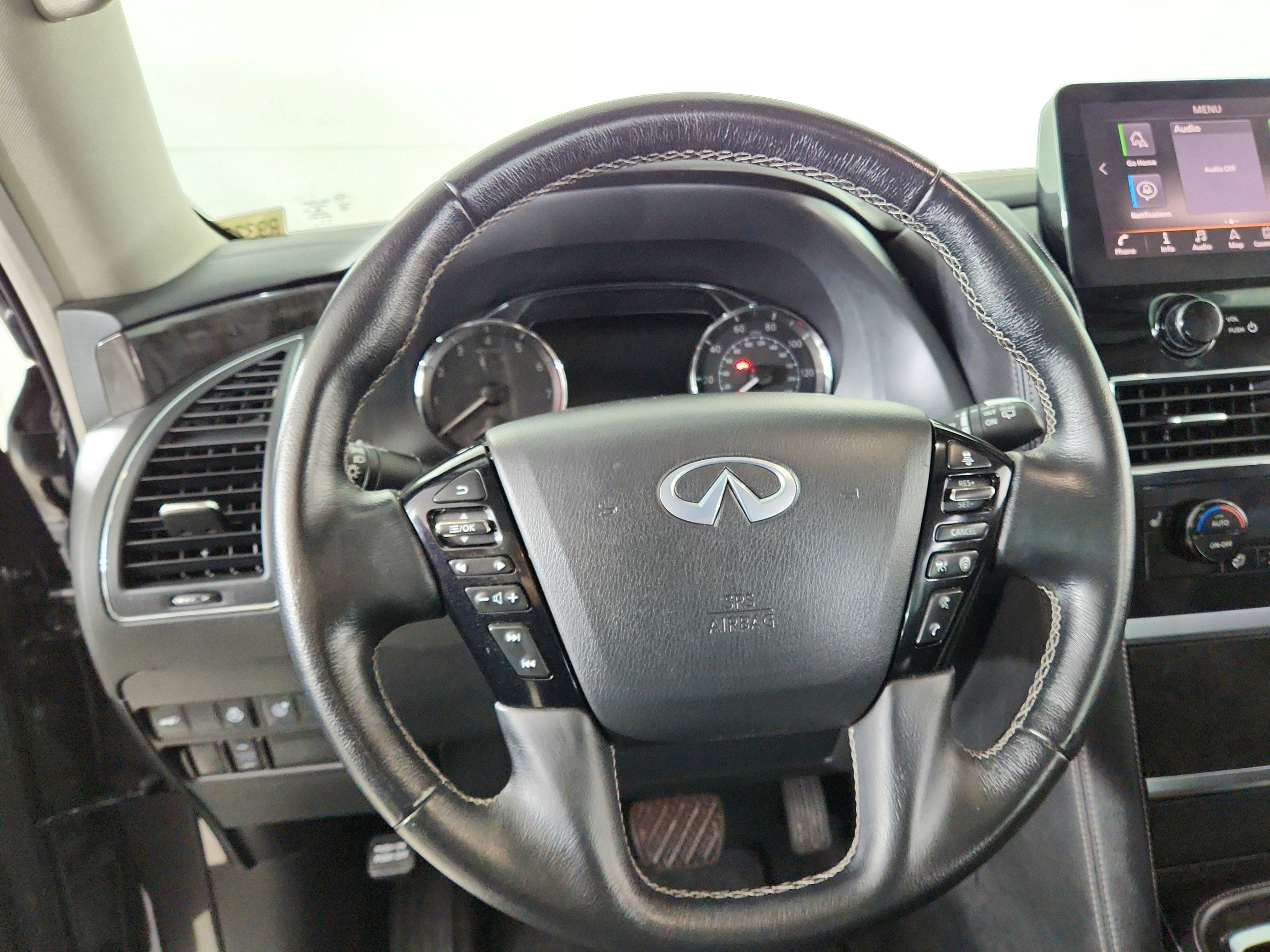 2024 INFINITI QX80 LUXE